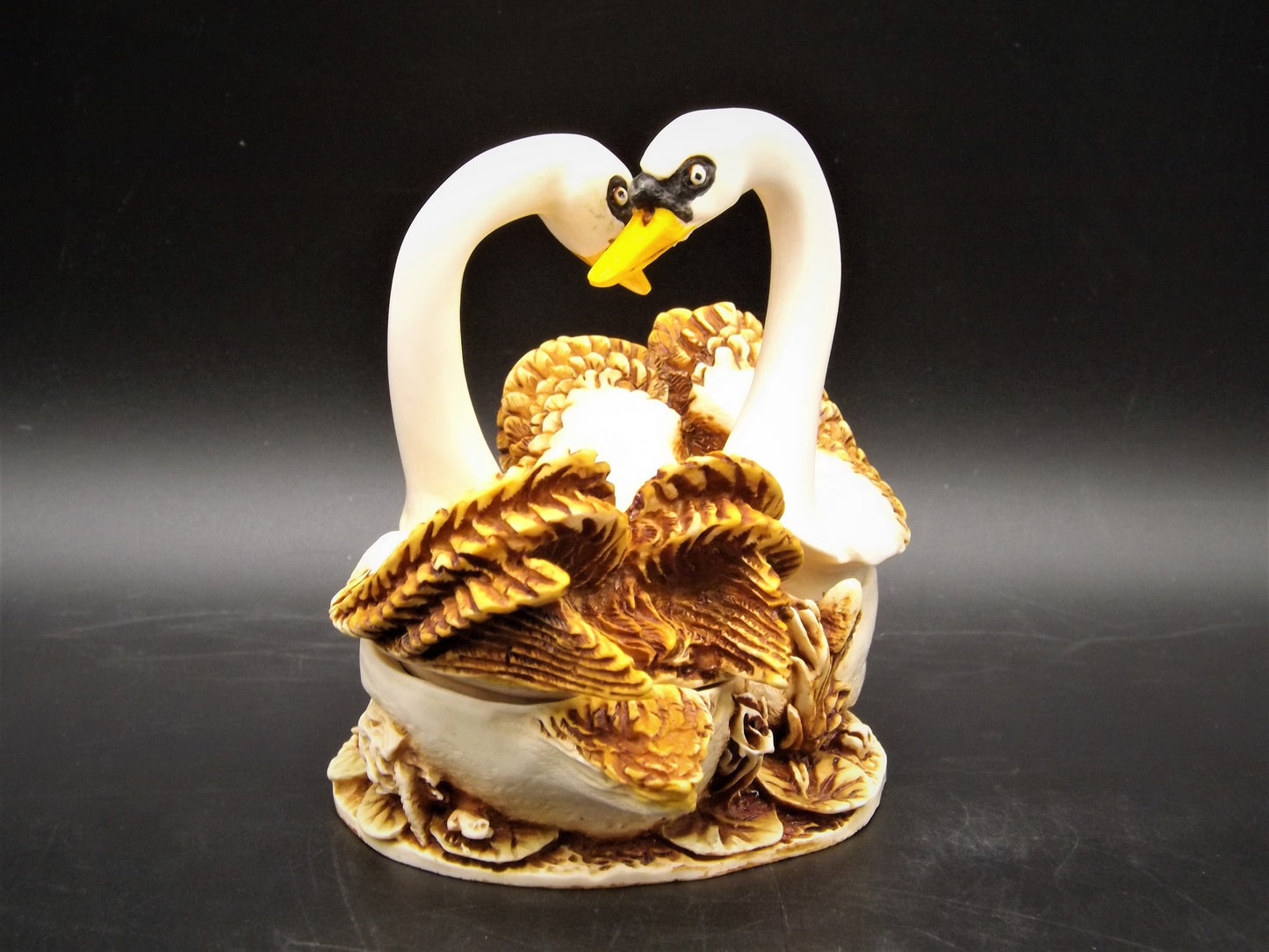 Harmony Kingdom Pillow Talk Figurine: 1997 Special Edition Jest