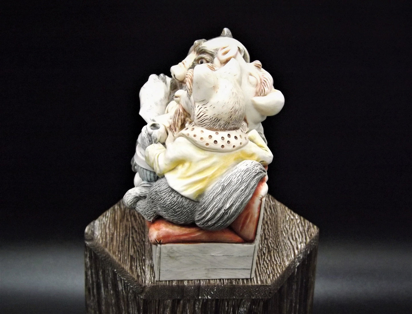 Harmony Kingdom House Party Figurine: Event Piece, AB Variation