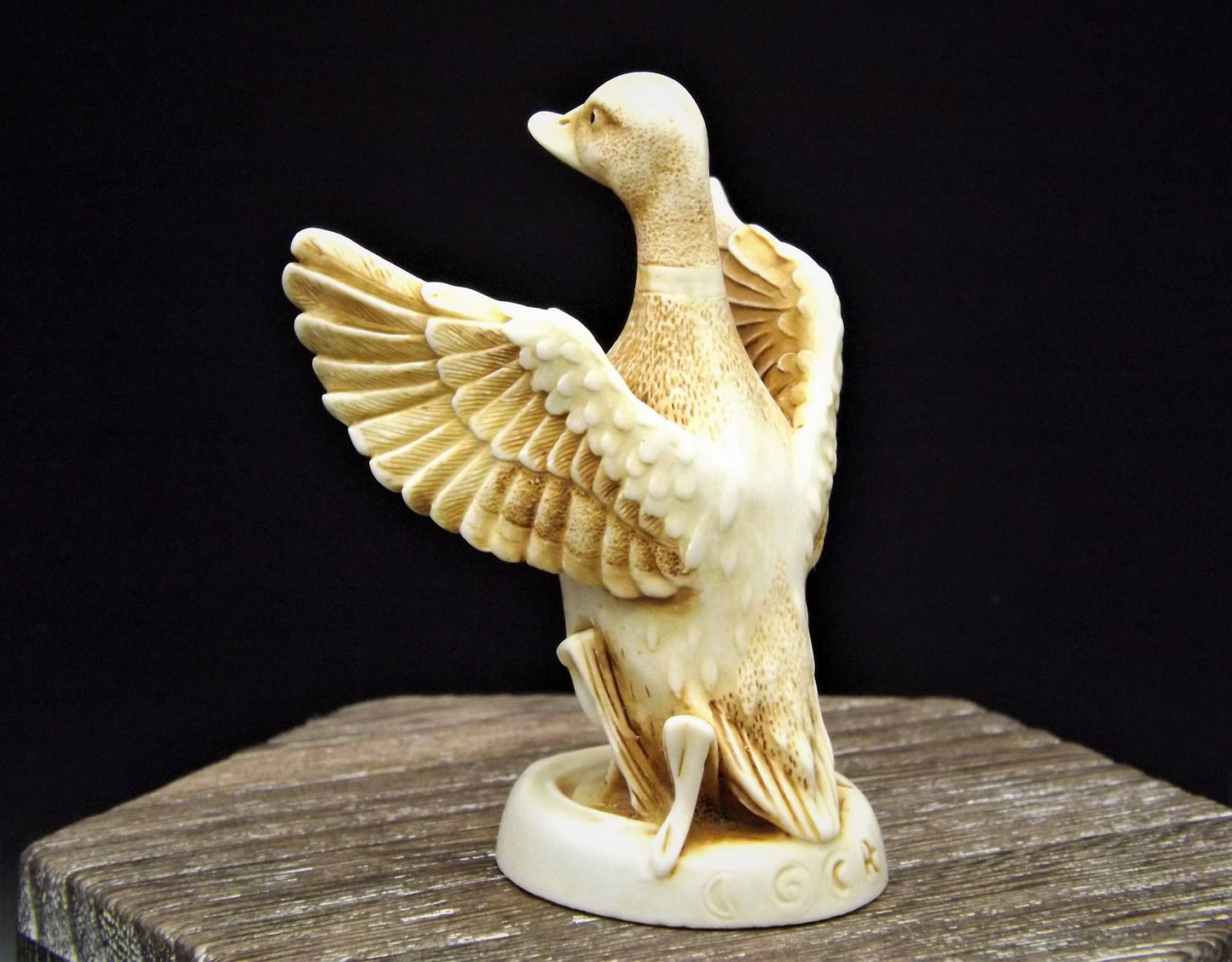 Closeout Sale! Retired 1999 Harmony Kingdom "Waddles" Netsuke piece Excellent condition with original box