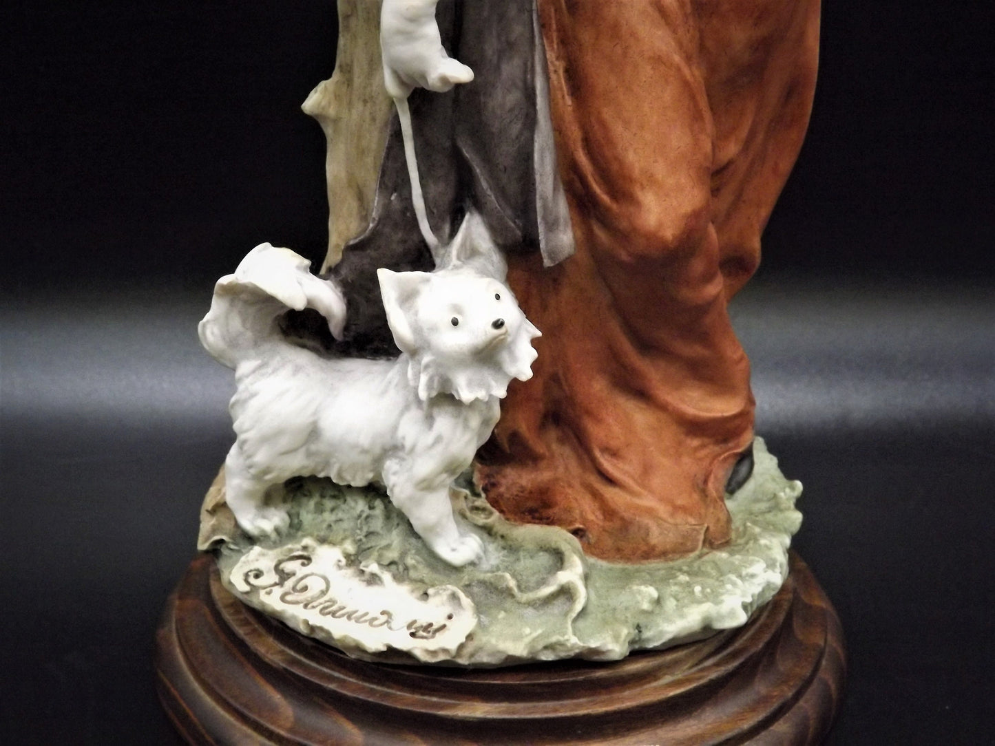 Giuseppe Armani Porcelain Figurine: Lady with Dog, Florence Italy