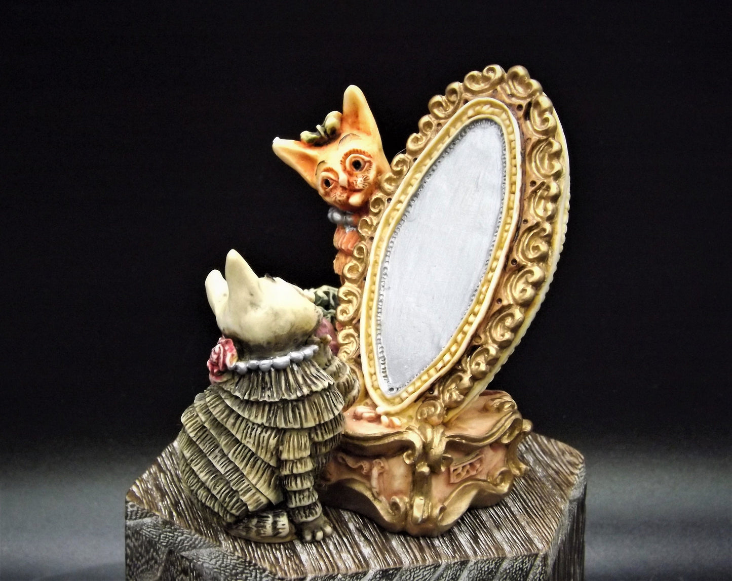 Harmony Kingdom Clair De Lune "Marmalade and Mao Mao's Mirror" Treasure jest