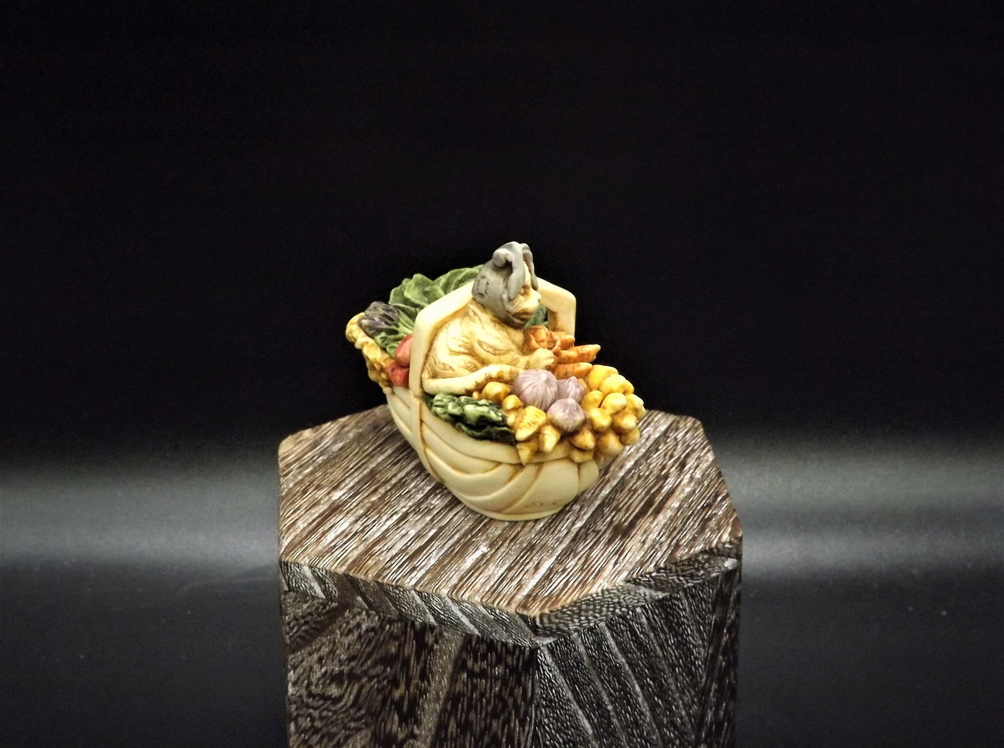 Harmony Kingdom Bewear the Hare Treasure Jest: Cat in Rabbit Costume