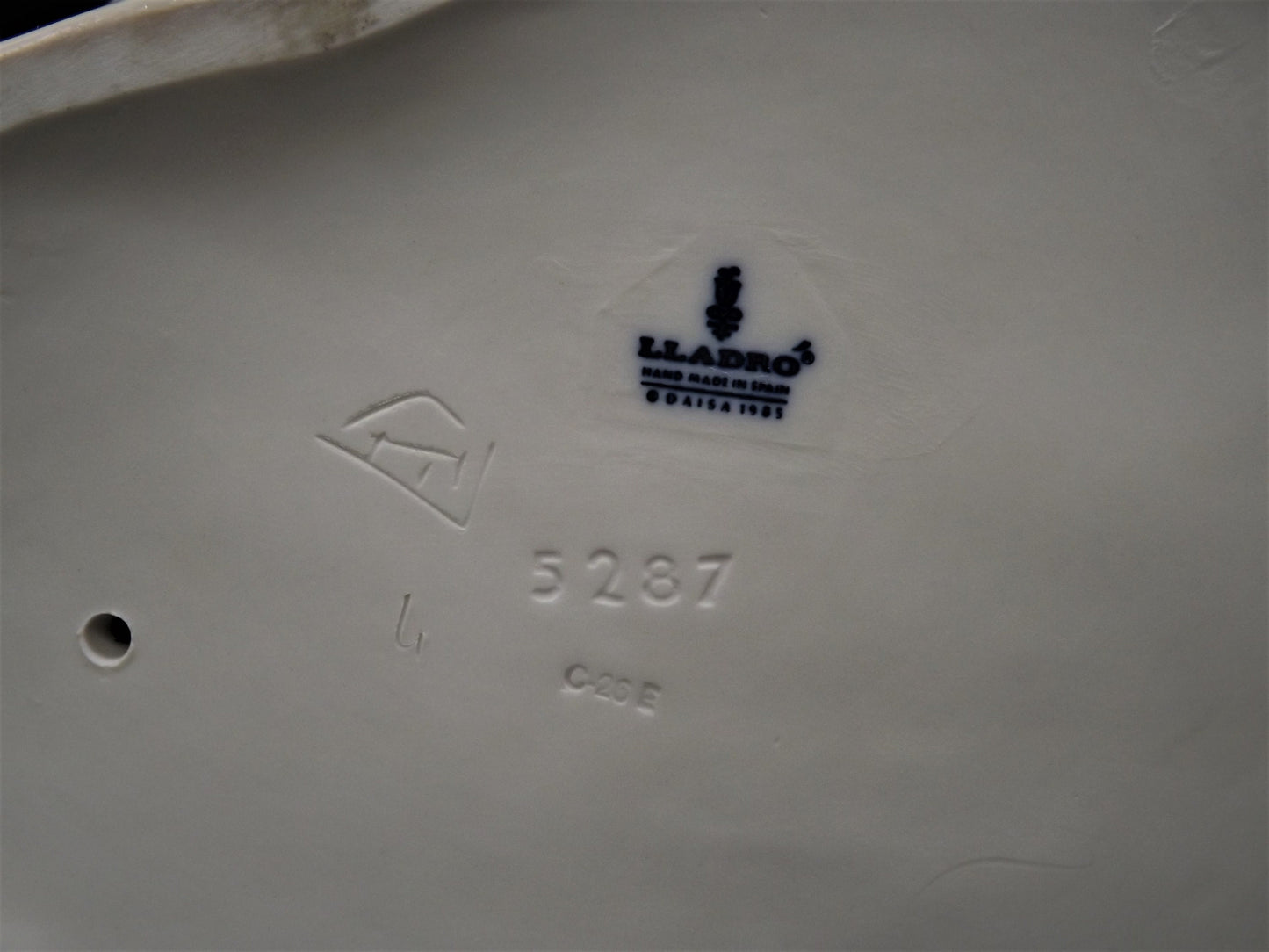 Vintage Lladro "Winter Frost" Figurine #5287 - Original Box