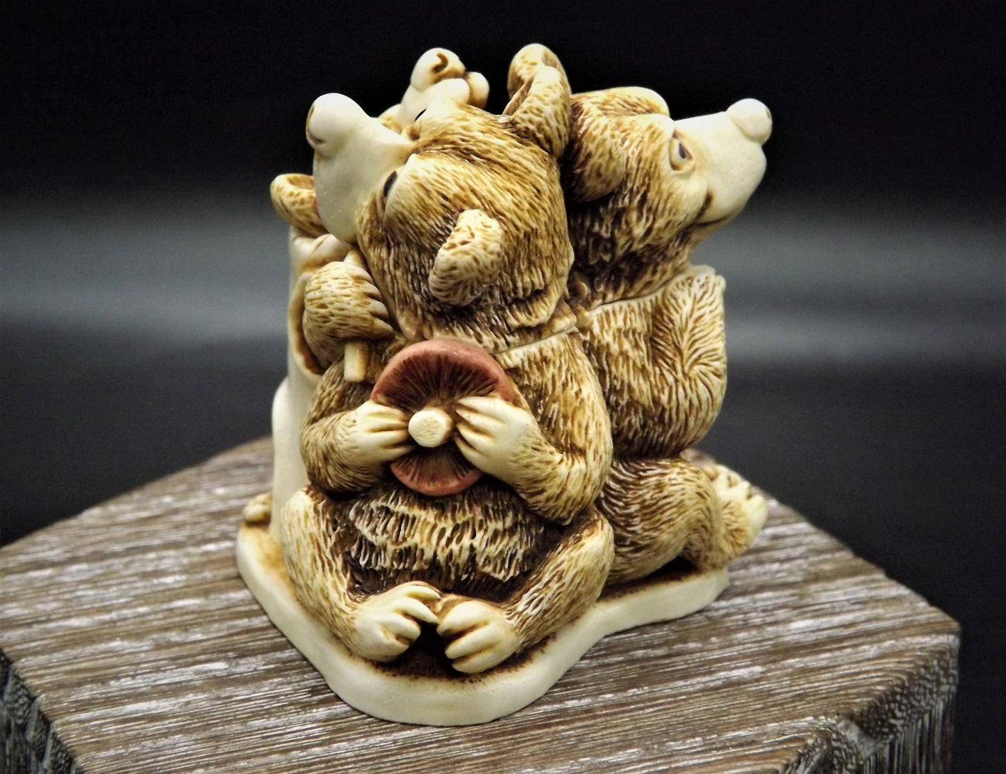 Harmony Kingdom Oktobearfest Figurine - 1997 Event Piece