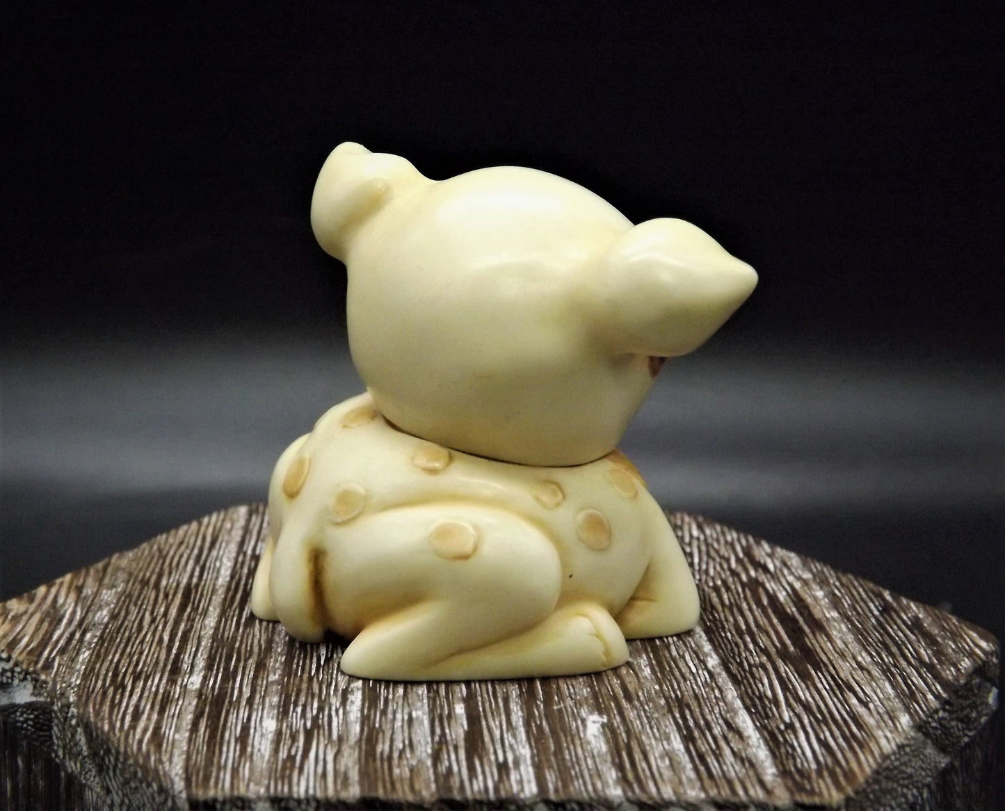 Harmony Kingdom Pot Bellys "Spotsie" Cow Figurine with original box and COA. Excellent condition!