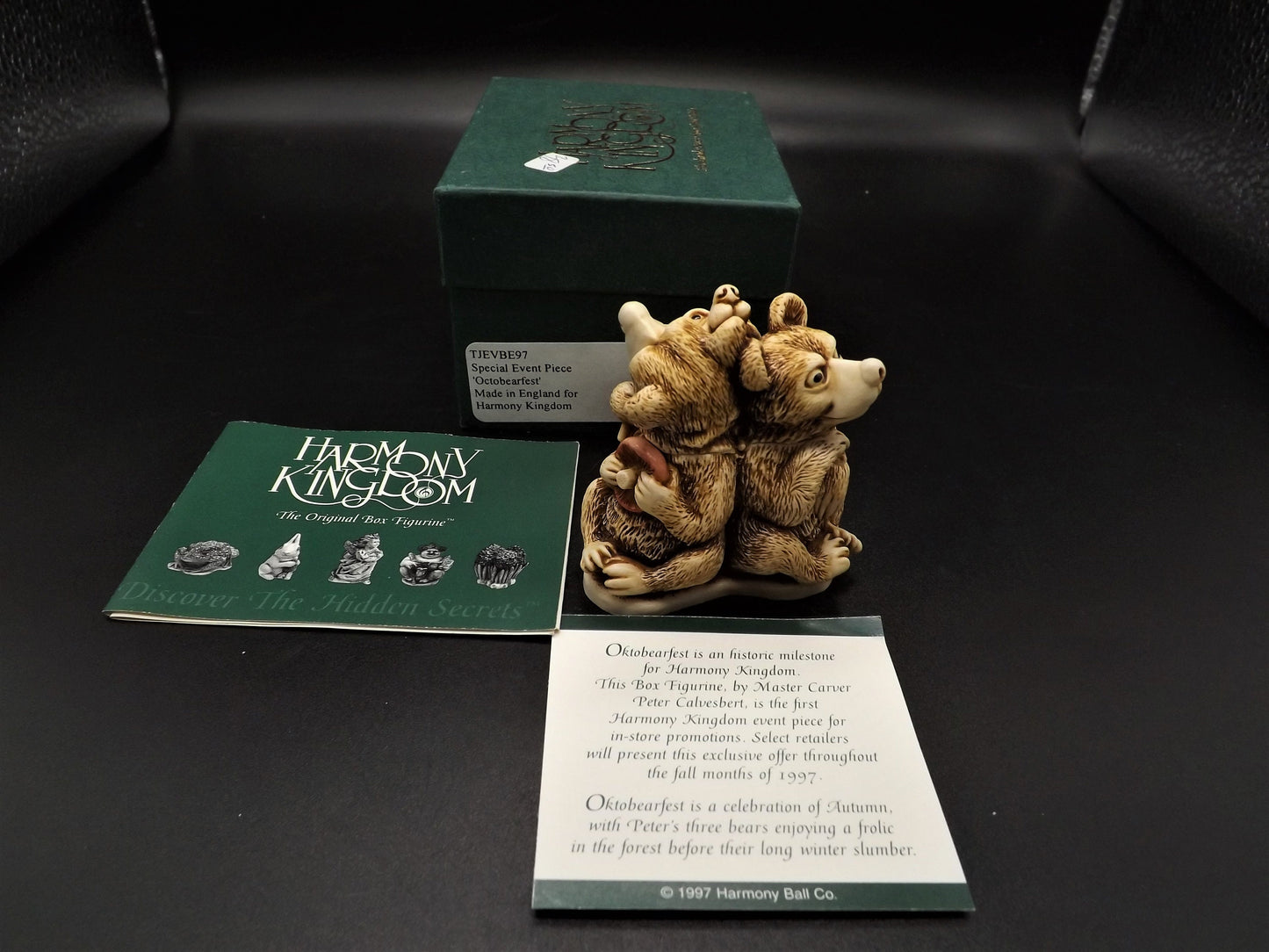 Harmony Kingdom Oktobearfest Figurine - 1997 Event Piece