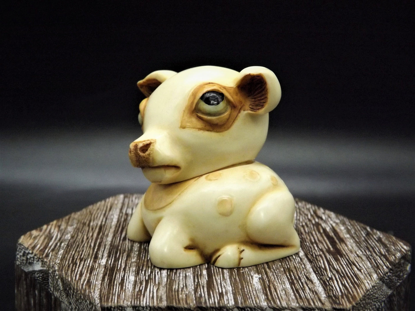 Harmony Kingdom Pot Bellys "Spotsie" Cow Figurine with original box and COA. Excellent condition!