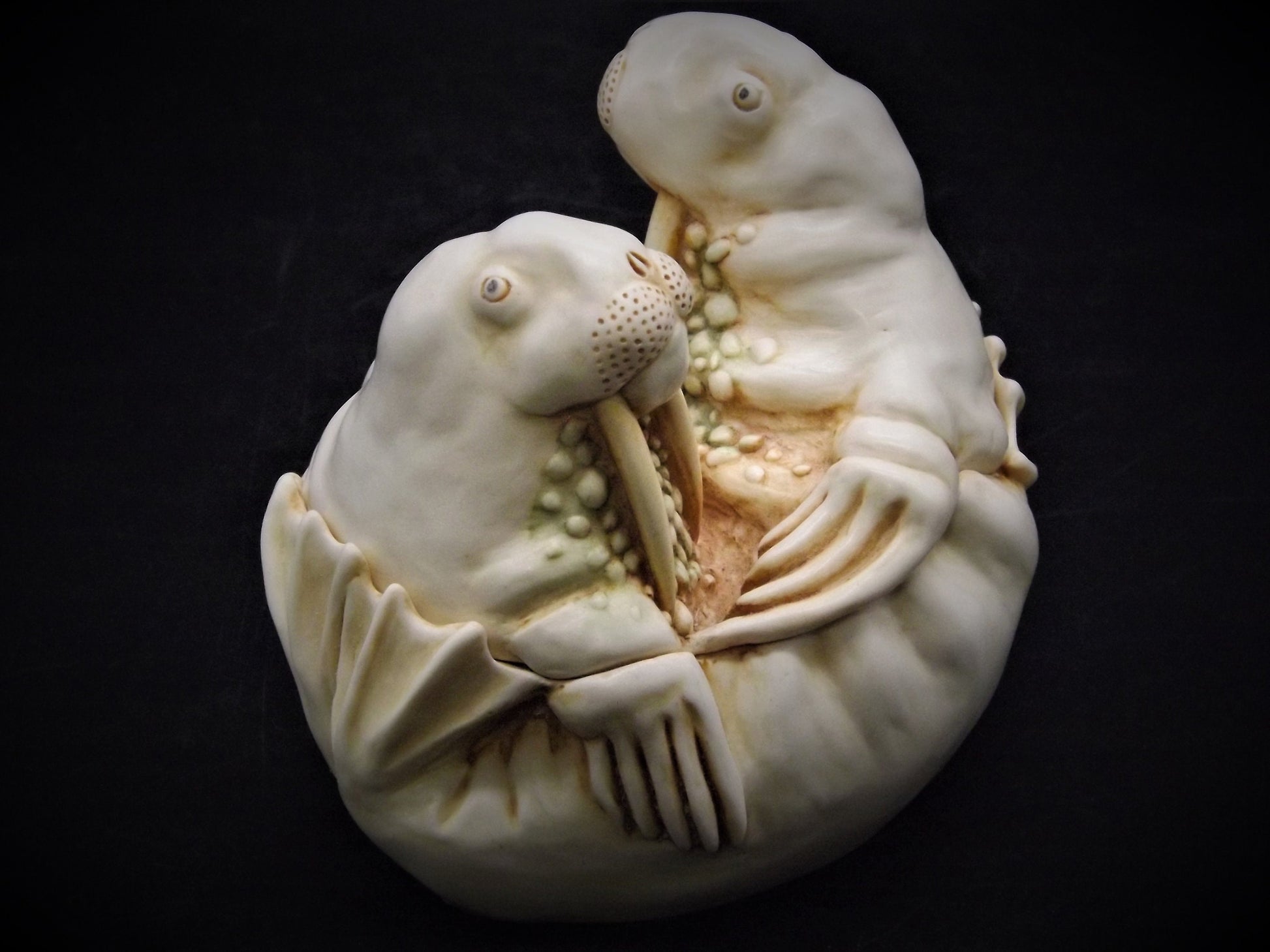 1991 Harmony Kingdom TJLWA "Tea for Two" Treasure Jest Figurine. Retired.