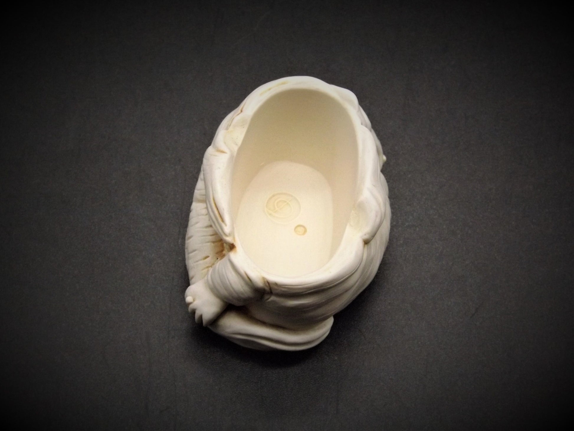 1994 Harmony Kingdom TJWA "Love Seat" Treasure Jest Walrus couple Figurine. Retired.