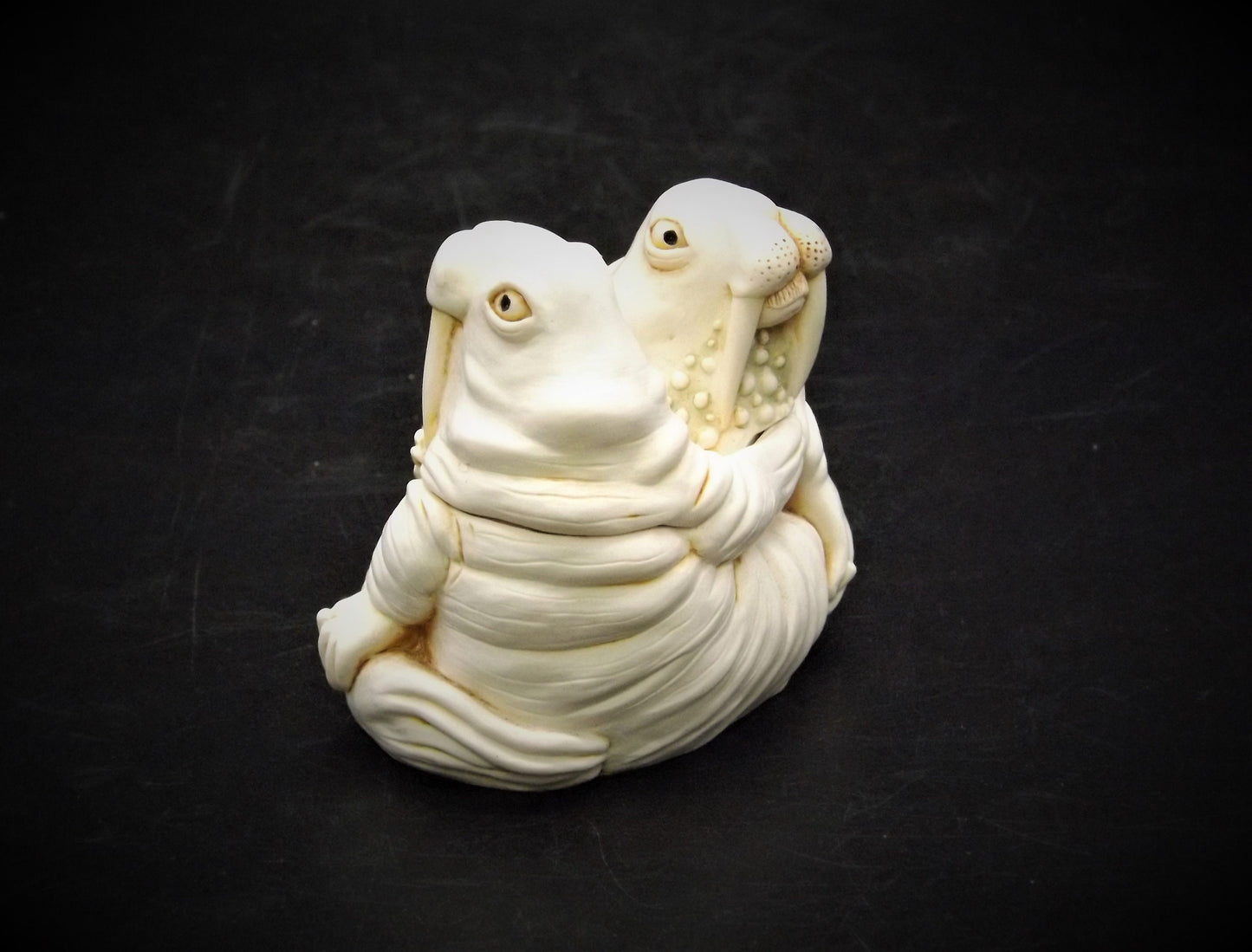 1994 Harmony Kingdom TJWA "Love Seat" Treasure Jest Walrus couple Figurine. Retired.