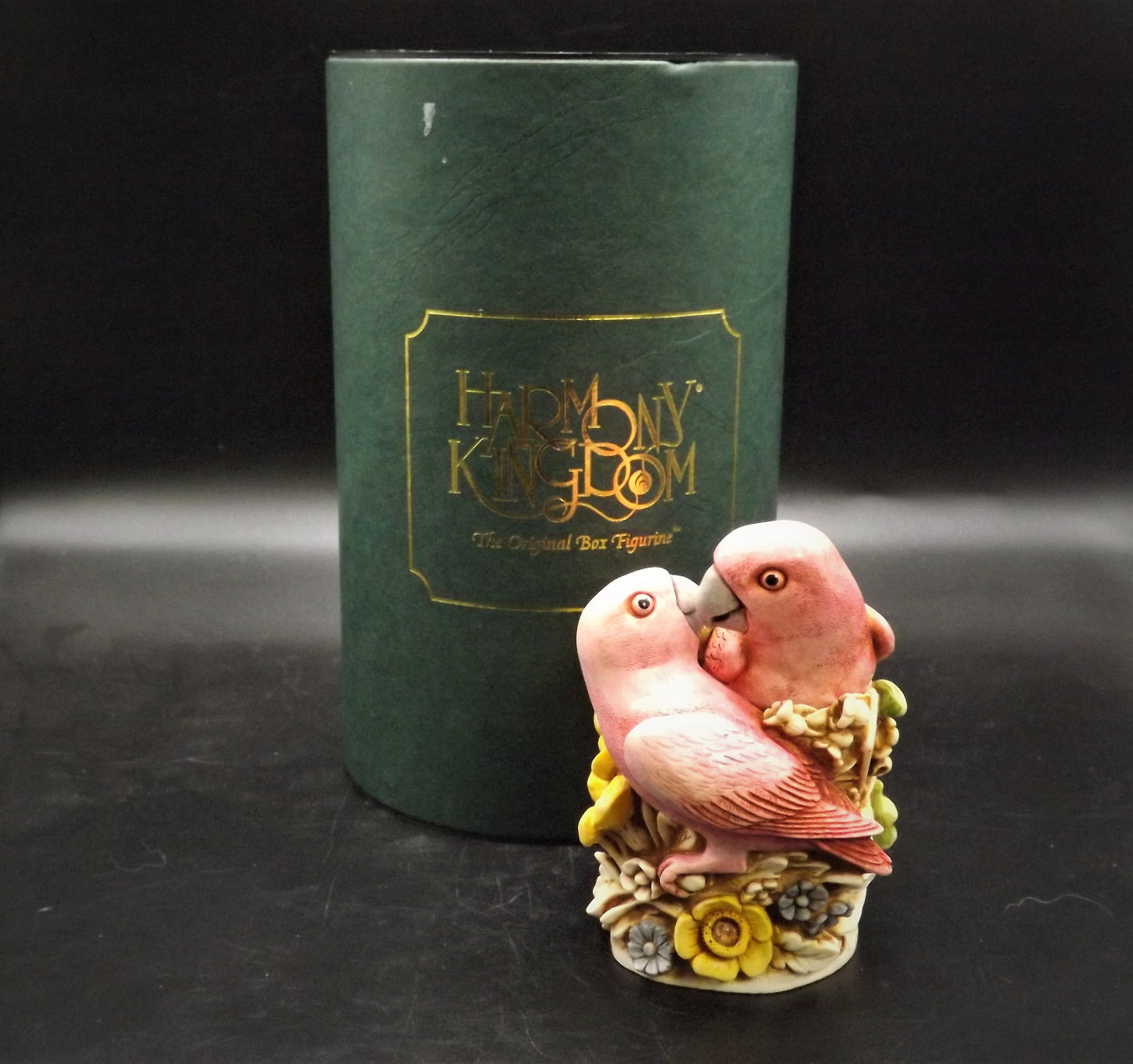 Harmony Kingdom Love Nest Figurine: 1998 Romance Annual TJSER98