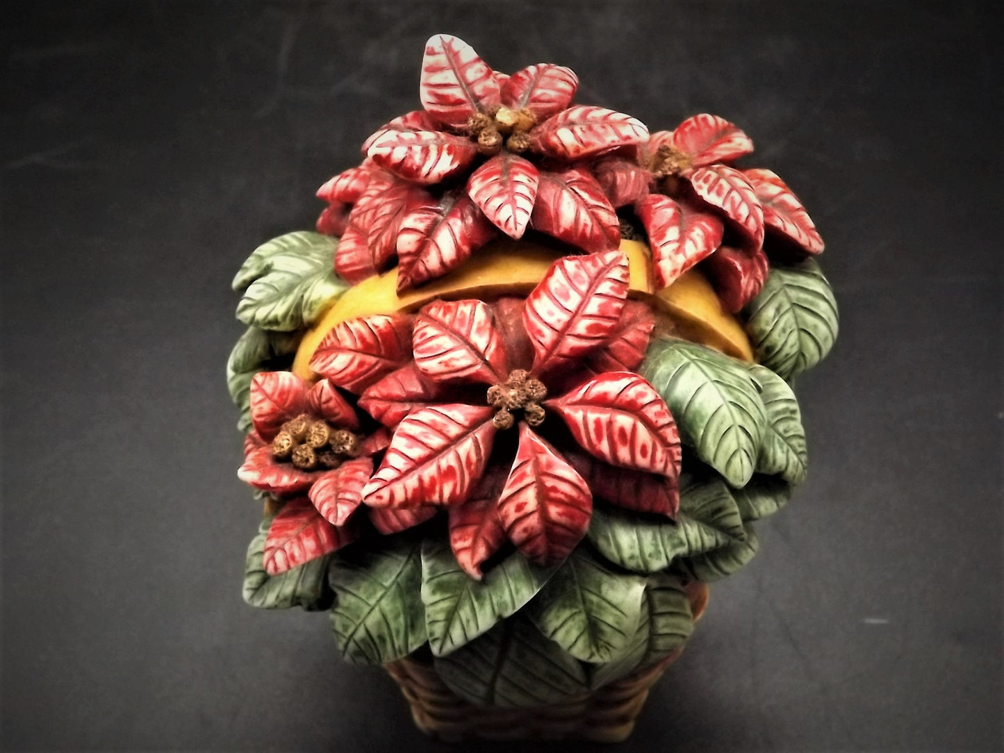 Harmony Kingdom Longaberger Poinsettia Basket Treasure Jest - Limited Edition