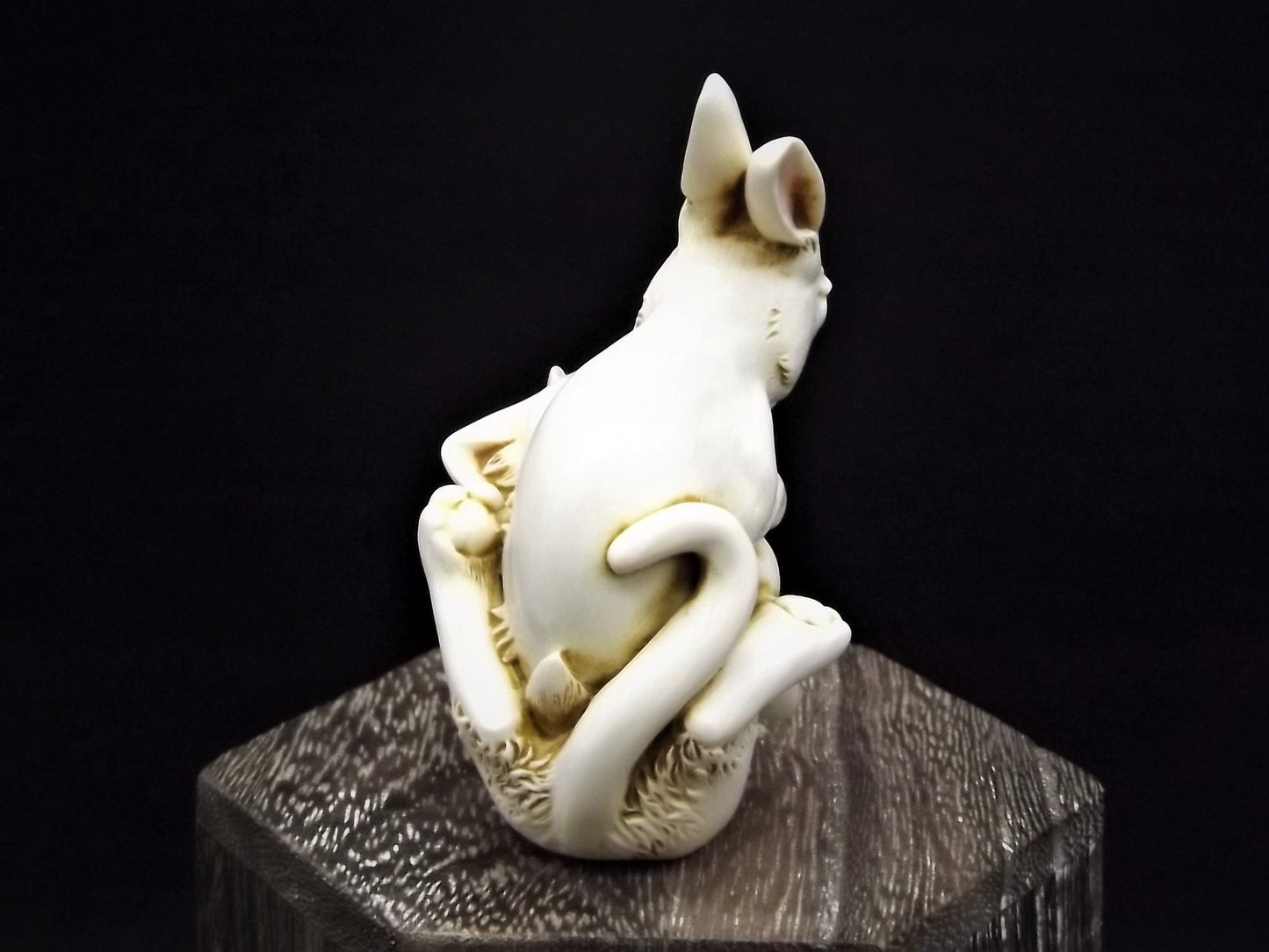 Adam Binder Editions "Kissing Breeze" Figurine - Limited Edition #177/400