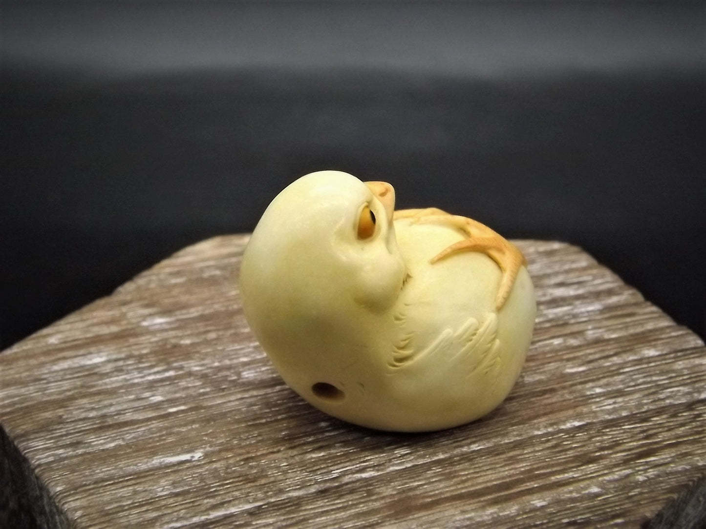 Adam Binder Palm Charm Netsuke series "Yellow Chick" Limited Edition of only 1200 pieces made. With original box No COA. Excellent shape