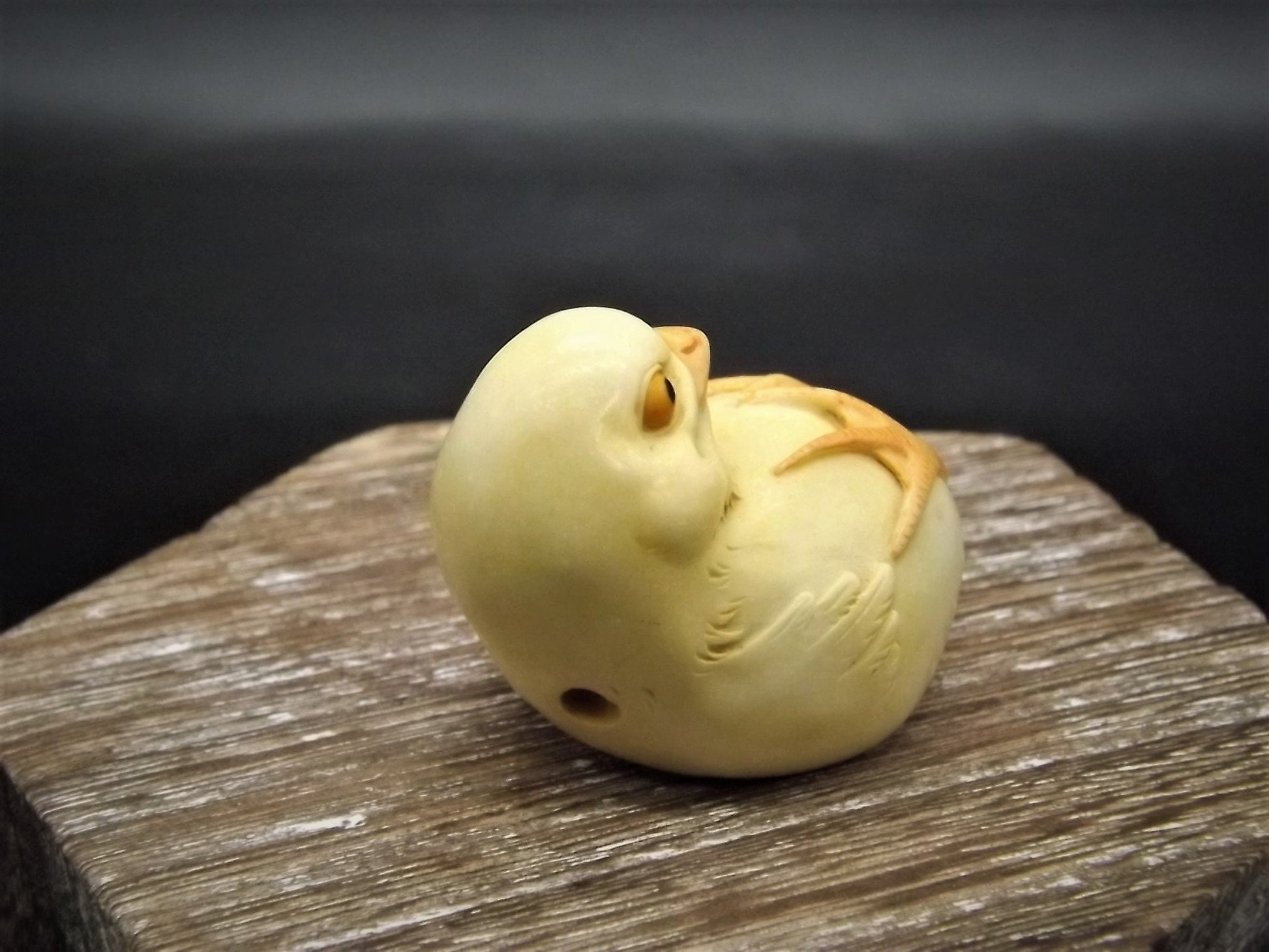 Adam Binder Palm Charm Netsuke series "Yellow Chick" Limited Edition of only 1200 pieces made. With original box No COA. Excellent shape