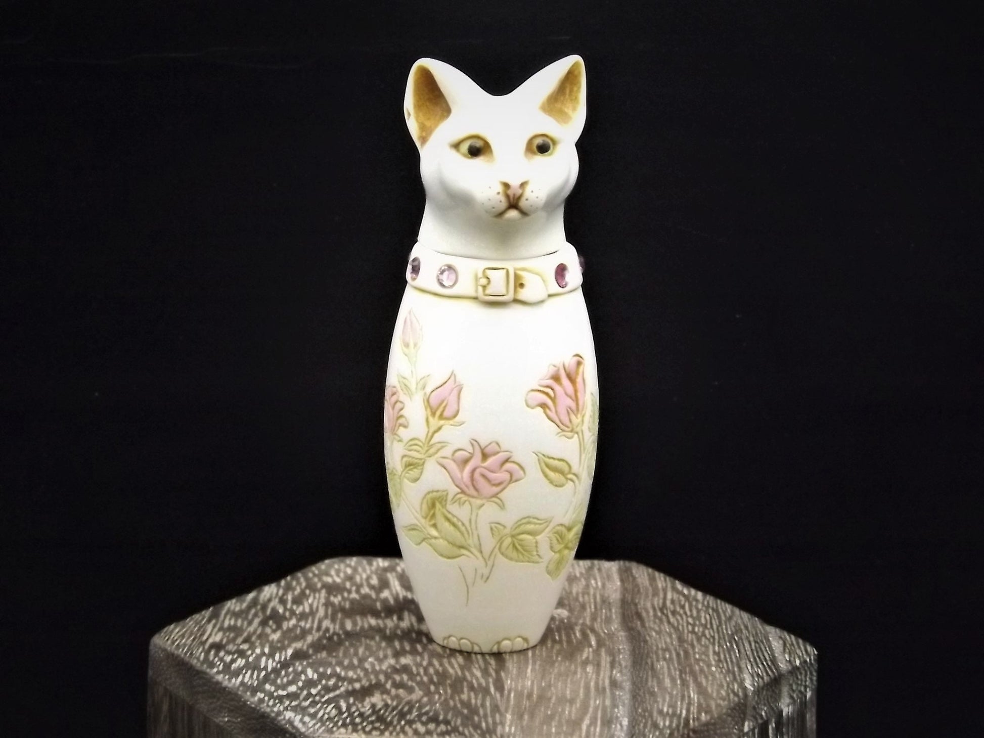 Adam Binder Editions "Monty" - Ivory Cat Figurine - Limited Edition #405/500