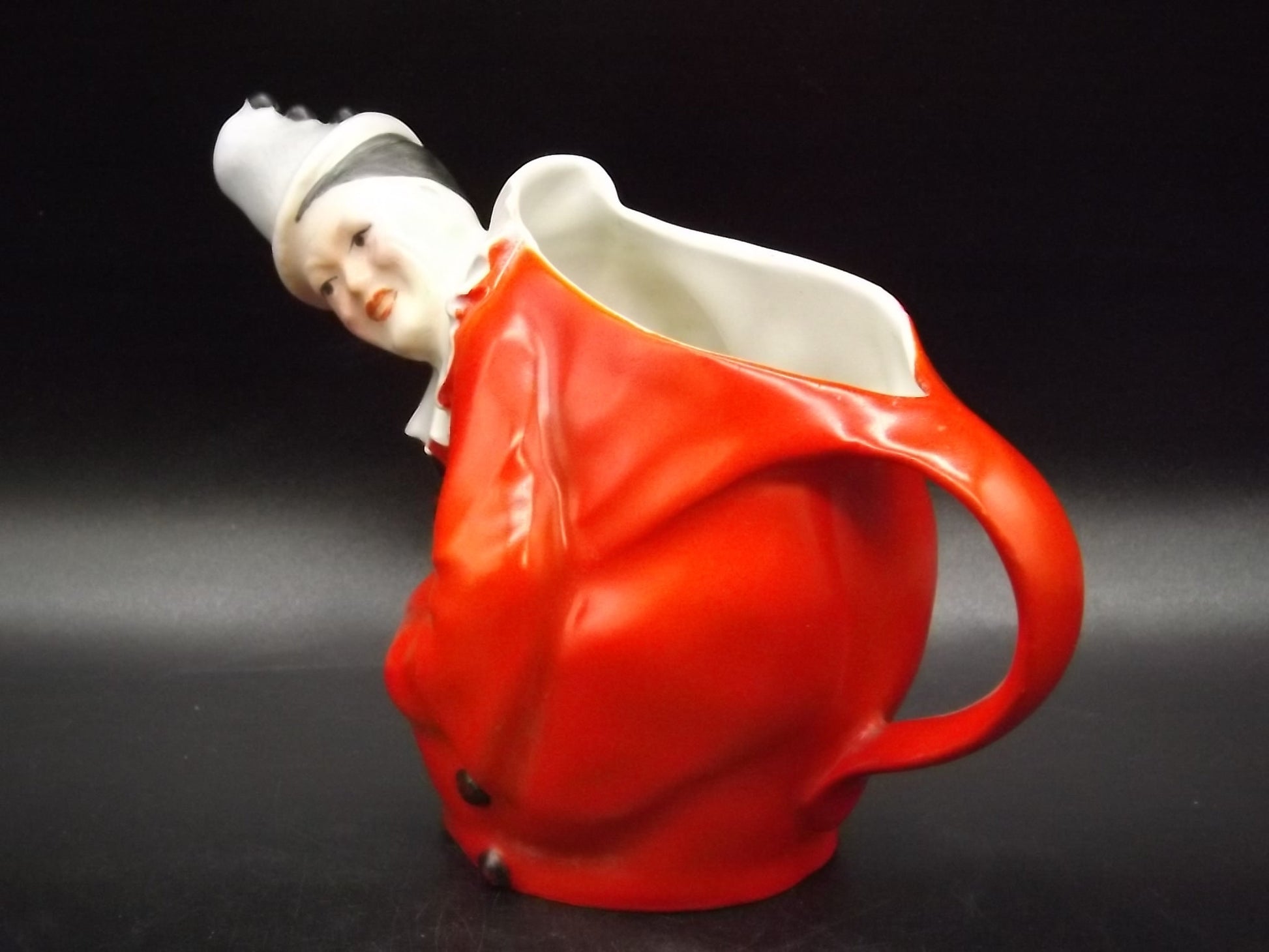Closeout Sale! Vintage Royal Beyreuth Harlequin Clown Creamer #827. Excellent condition with no chips or cracks.