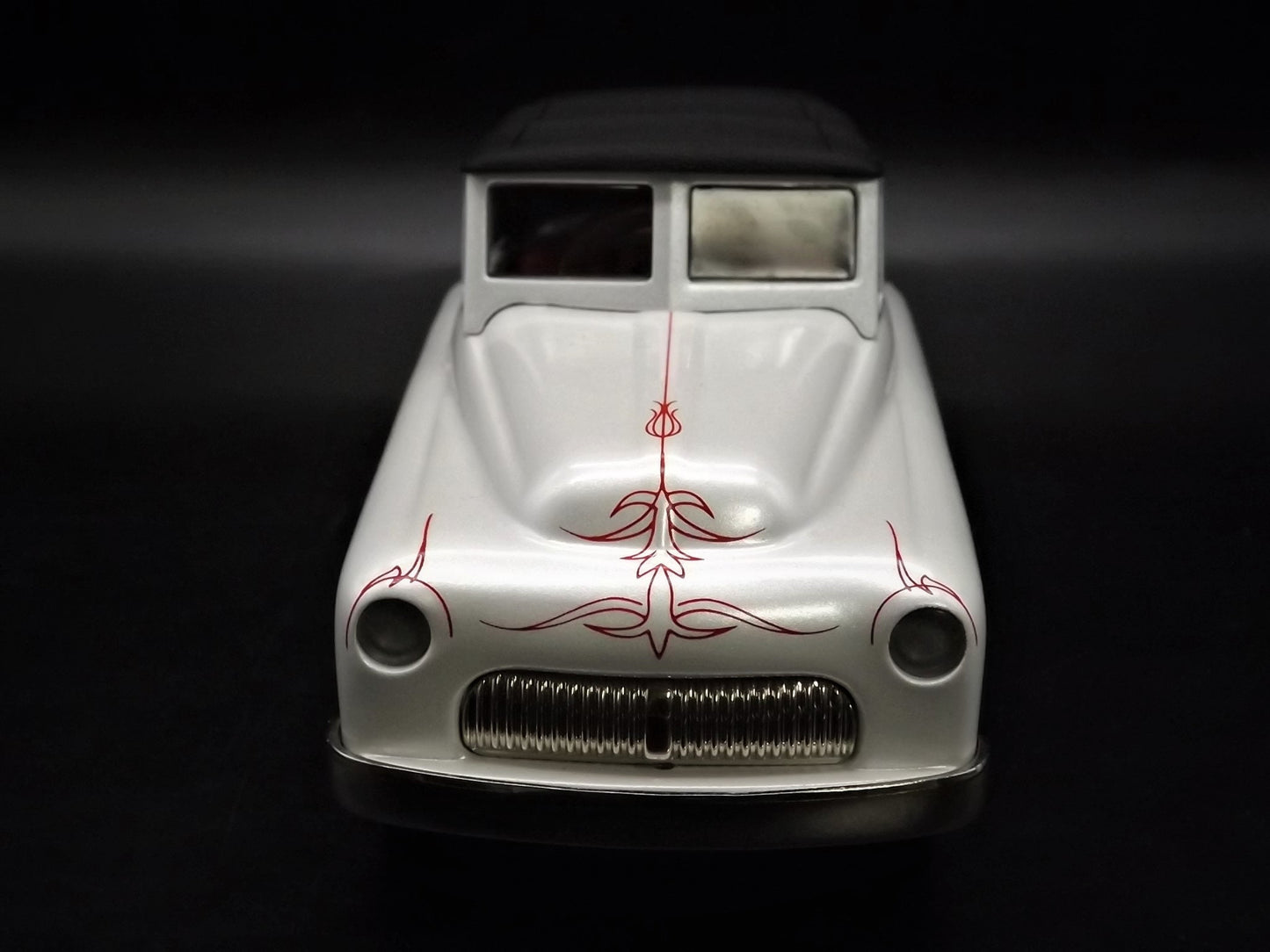 Closeout Sale! Vintage 1998 Hallmark Kiddie Car Classics 1950's Custom Convertible with original box and COA. Excellent condition.