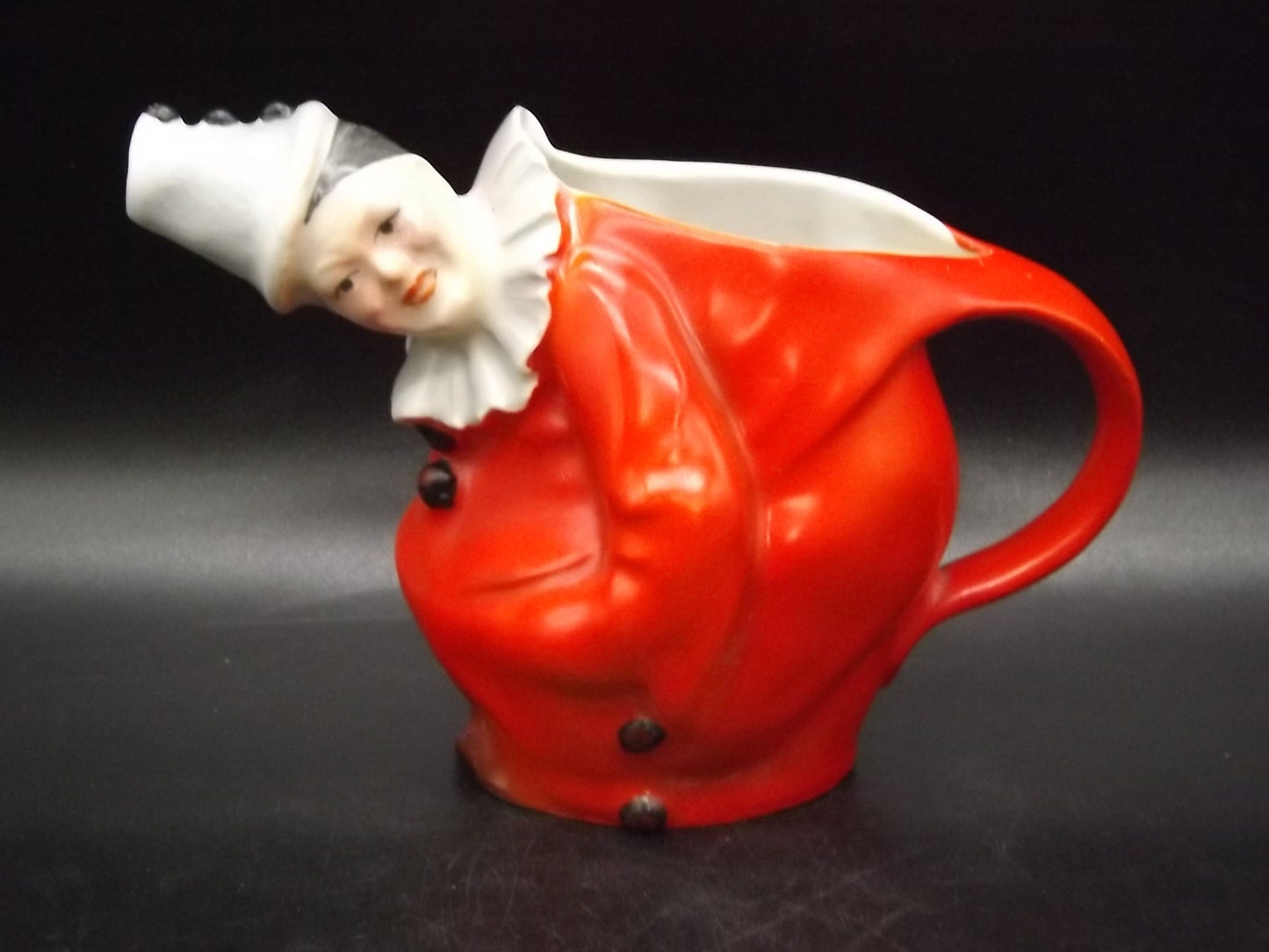 Closeout Sale! Vintage Royal Beyreuth Harlequin Clown Creamer #827. Excellent condition with no chips or cracks.