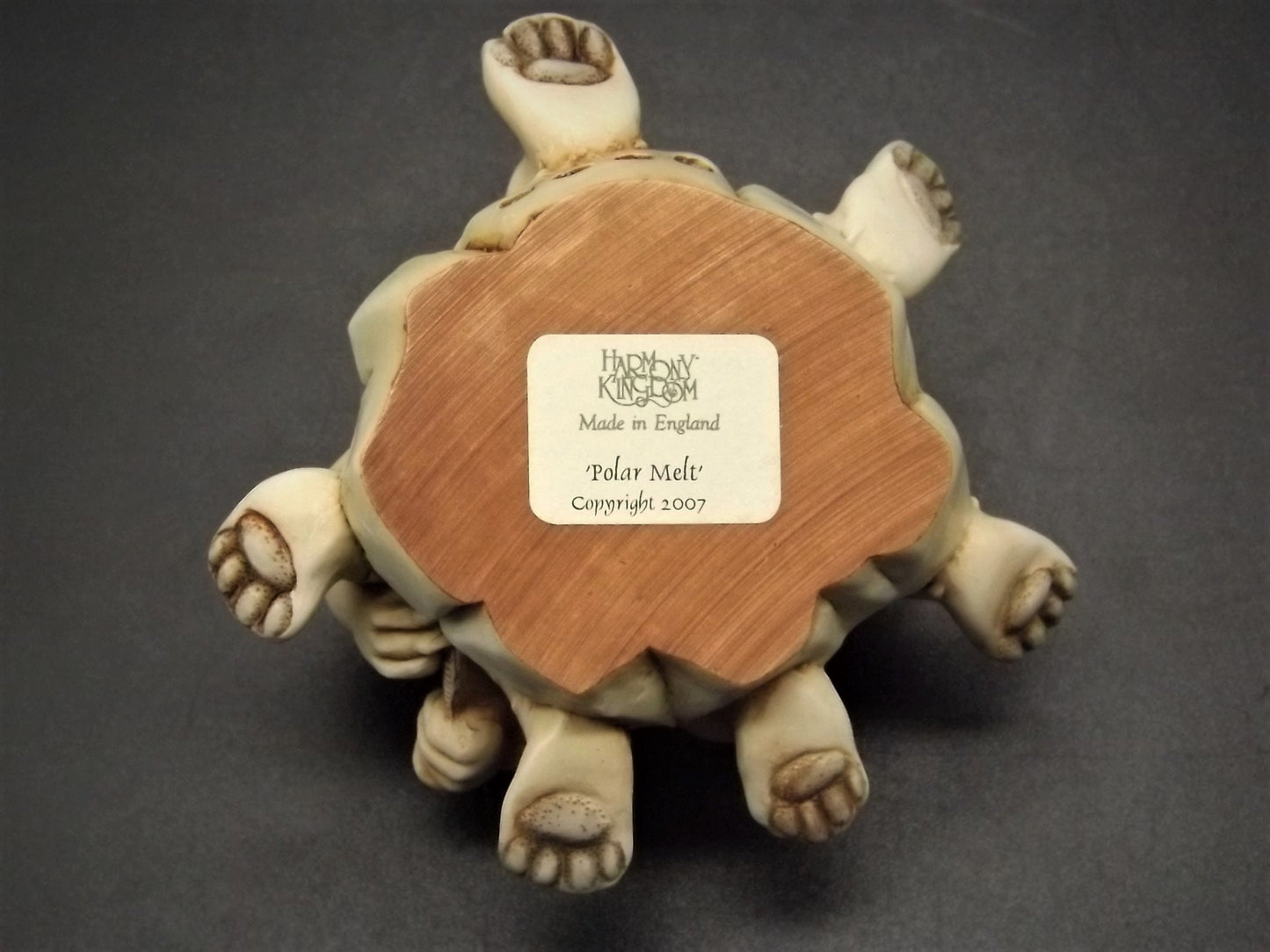 Vintage Harmony Kingdom "Polar Melt" Polar Bears piece Excellent condition with original box and COA. Item RWO8PB Limited Edition 534 pieces