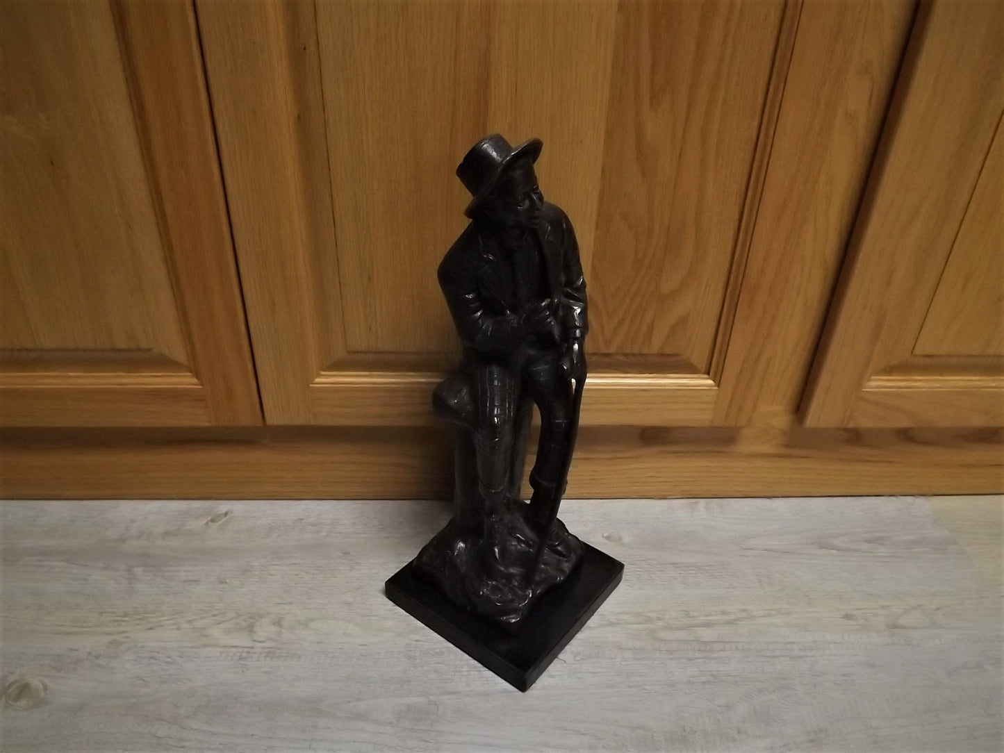 Closeout Sale! Vintage Bronze rare Charles Valton (1851-1918) Statue. This piece is in great shape - there are two small chips on base.