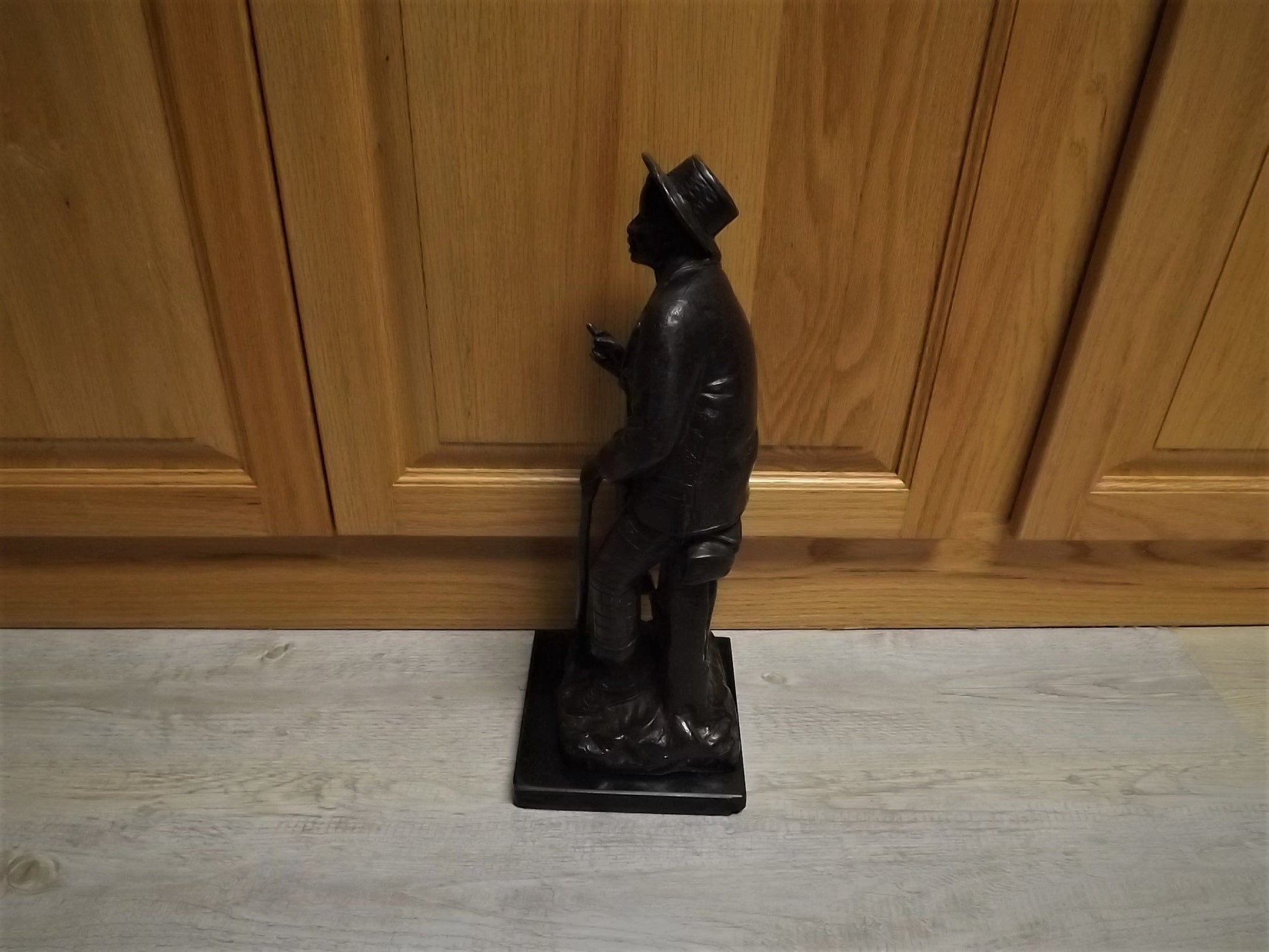 Closeout Sale! Vintage Bronze rare Charles Valton (1851-1918) Statue. This piece is in great shape - there are two small chips on base.