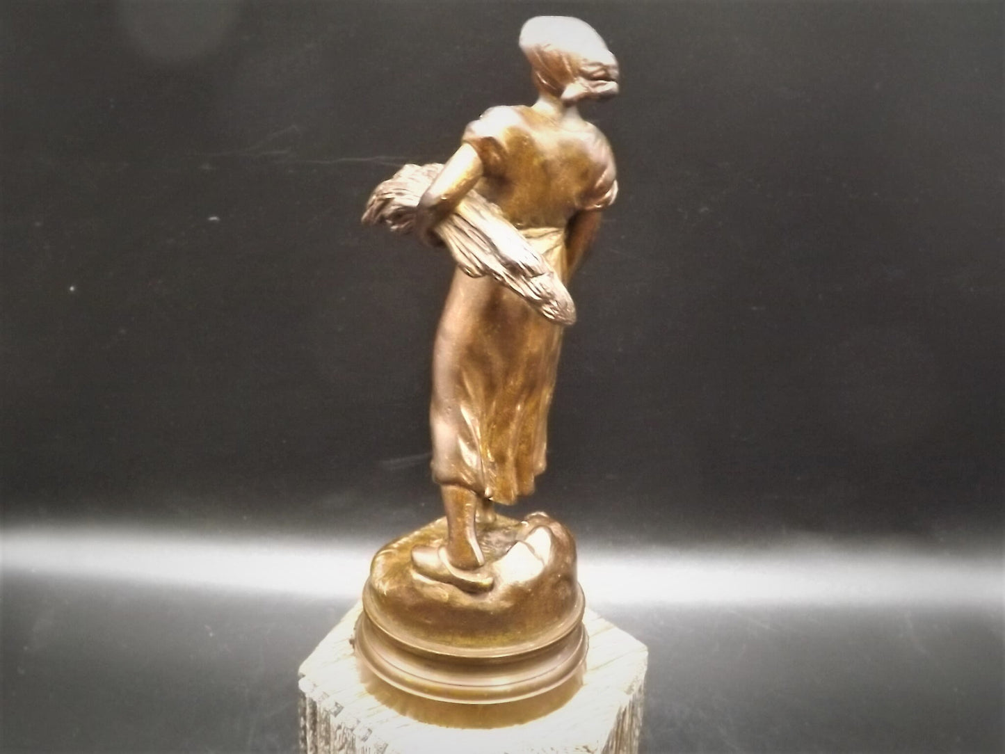 Closeout Sale! Vintage Maurice Constant (1892-1970) Bronze "Glaneuse" (Gleaner) statue circa 1930's This piece is in great shape.