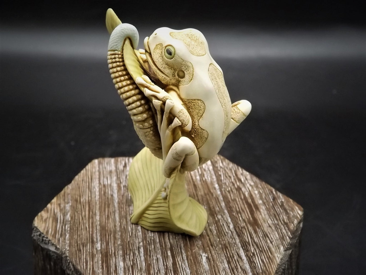 Adam Binder Let's Play series "Tree top tag". With original box and COA. Excellent shape limited edition #222/350.