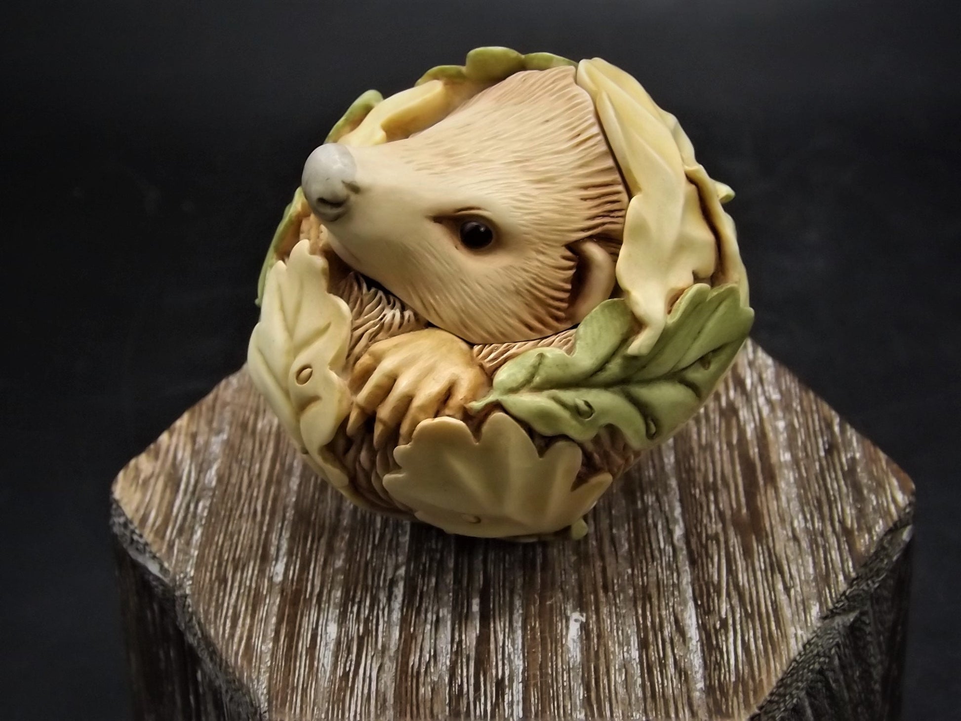 Adam Binder club piece series "Green Roll With it". With original box and COA. Excellent shape limited edition of 300 pieces worldwide.