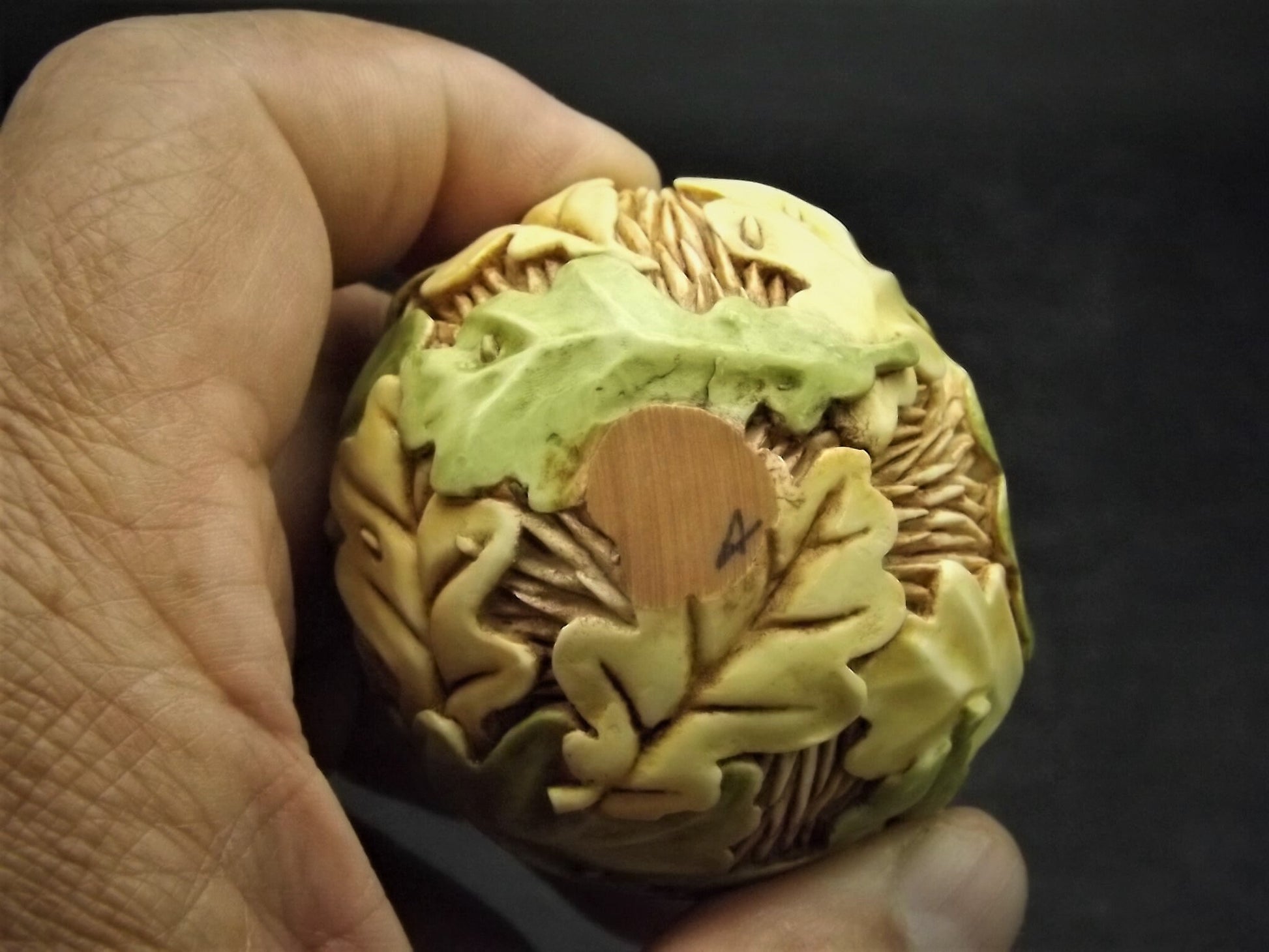 Adam Binder club piece series "Green Roll With it". With original box and COA. Excellent shape limited edition of 300 pieces worldwide.