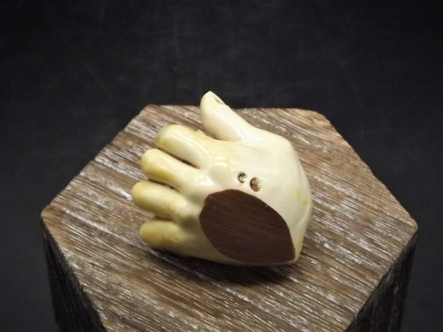 Fragile World "Bird in Hand" Figurine by Martin Perry Studios. Limited Edition to only 250 pieces with original box and COA. Excellent!