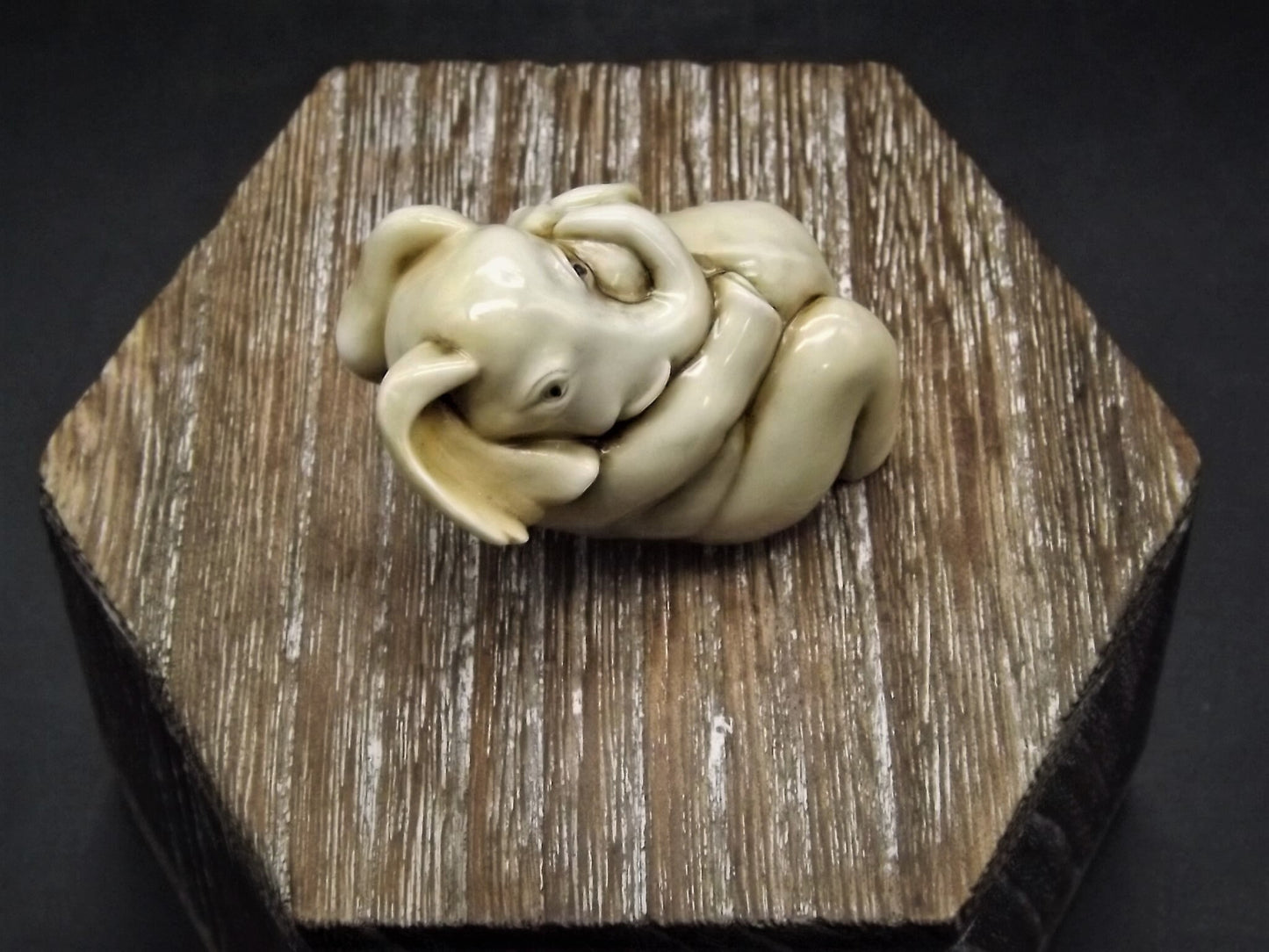 Fragile World "Elephant with Calf" Figurine by Martin Perry Studios. Limited Edition to only 250 pieces with original box and COA. Excellent