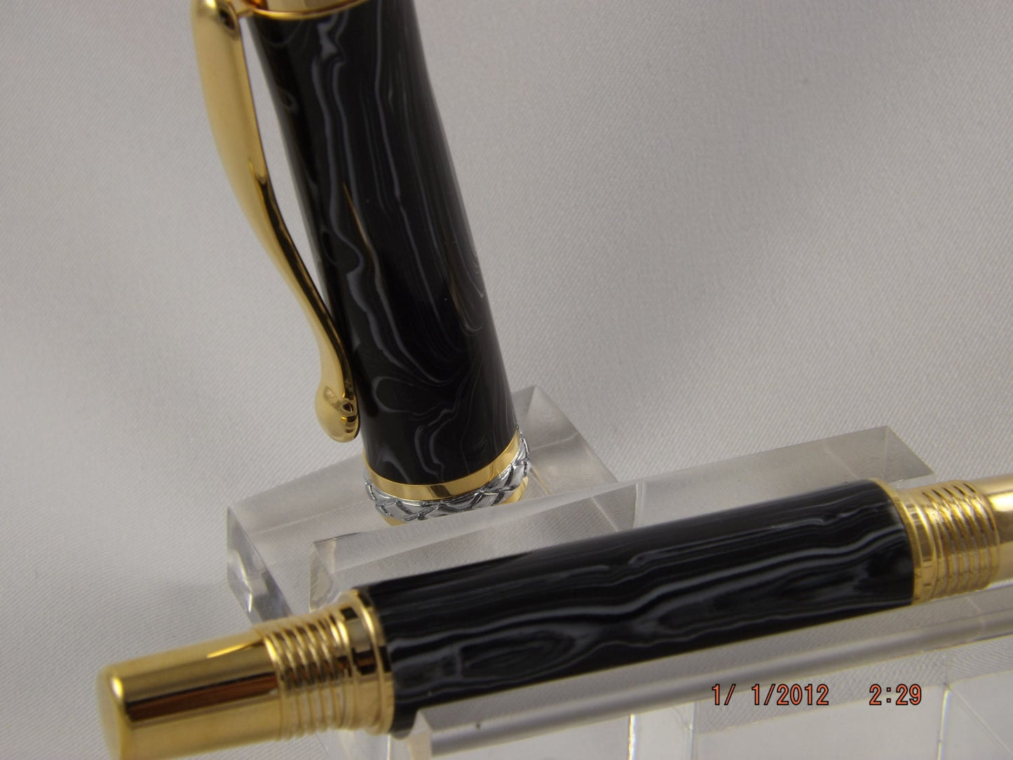 Handmade Black and White Matrix Statesman Tru Stone Rollerball Pen.