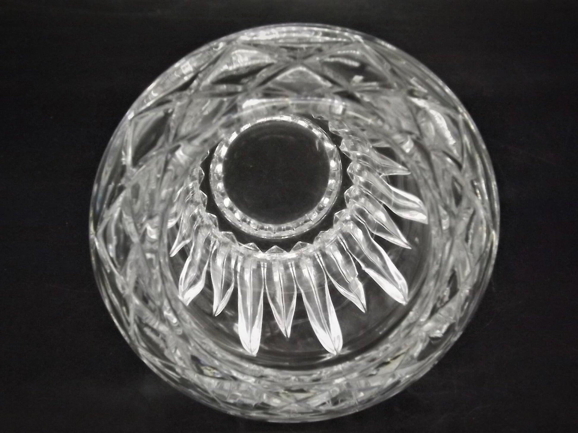 Classic Crystal Table lighter bottom piece only, Excellent condition!