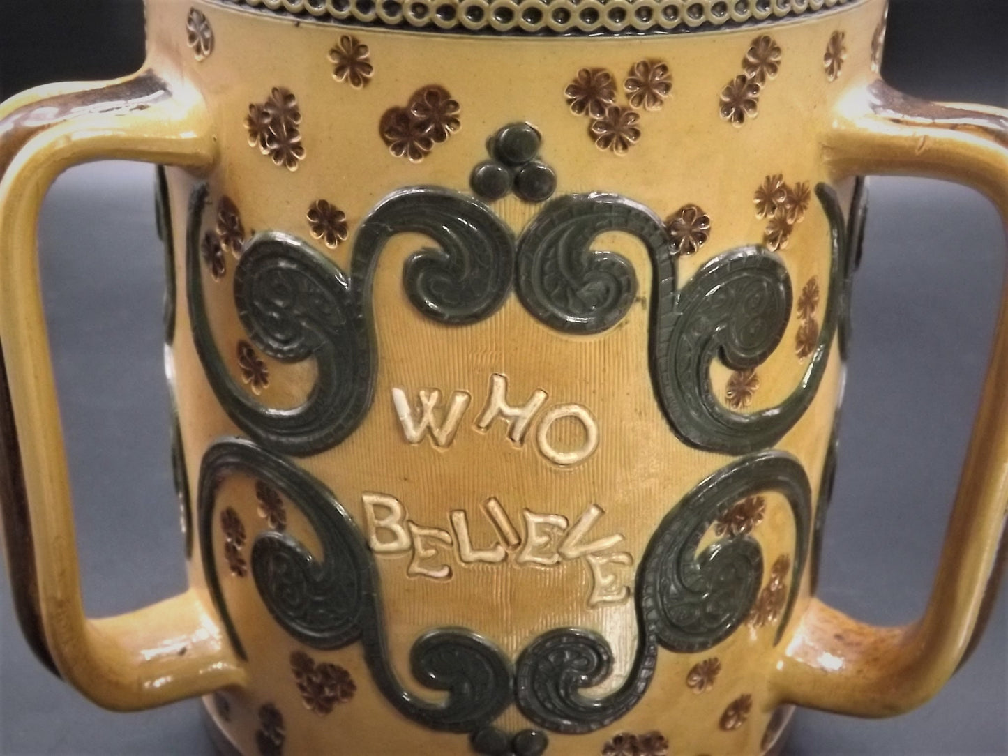 Doulton Lambeth Loving Cup "They can conquer who believe they can" WW1 slogan for solidarity in England. Very old exceptional condition.