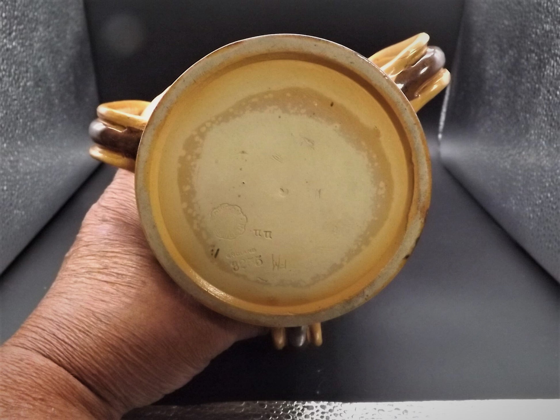 Doulton Lambeth Loving Cup "They can conquer who believe they can" WW1 slogan for solidarity in England. Very old exceptional condition.