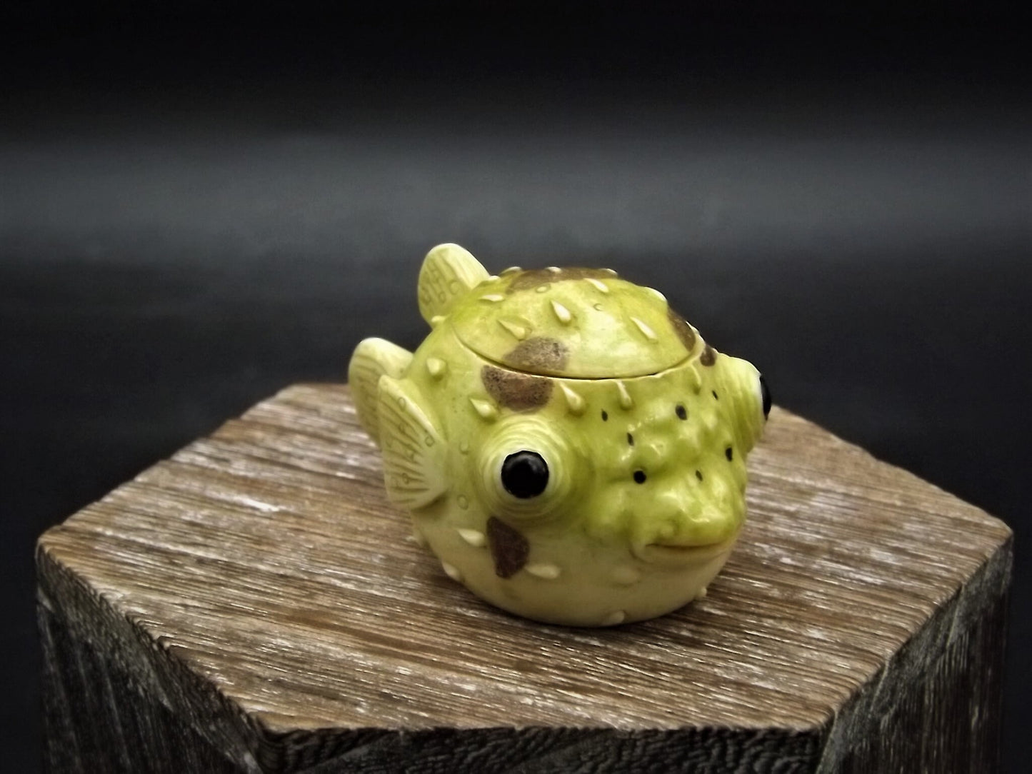 Harmony Kingdom Pot Bellys "Puffy" Puffer Fish Figurine with original box and COA. Excellent condition!