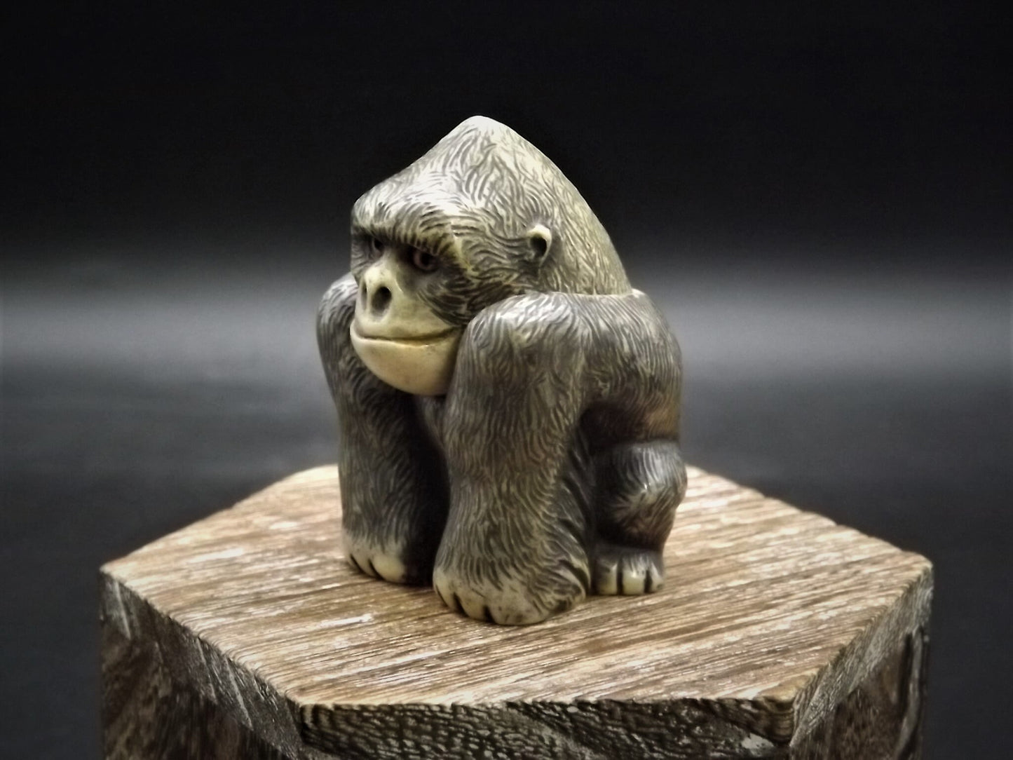 Harmony Kingdom Pot Bellys "Gibby" Gorilla Figurine with original box and COA. Excellent condition!