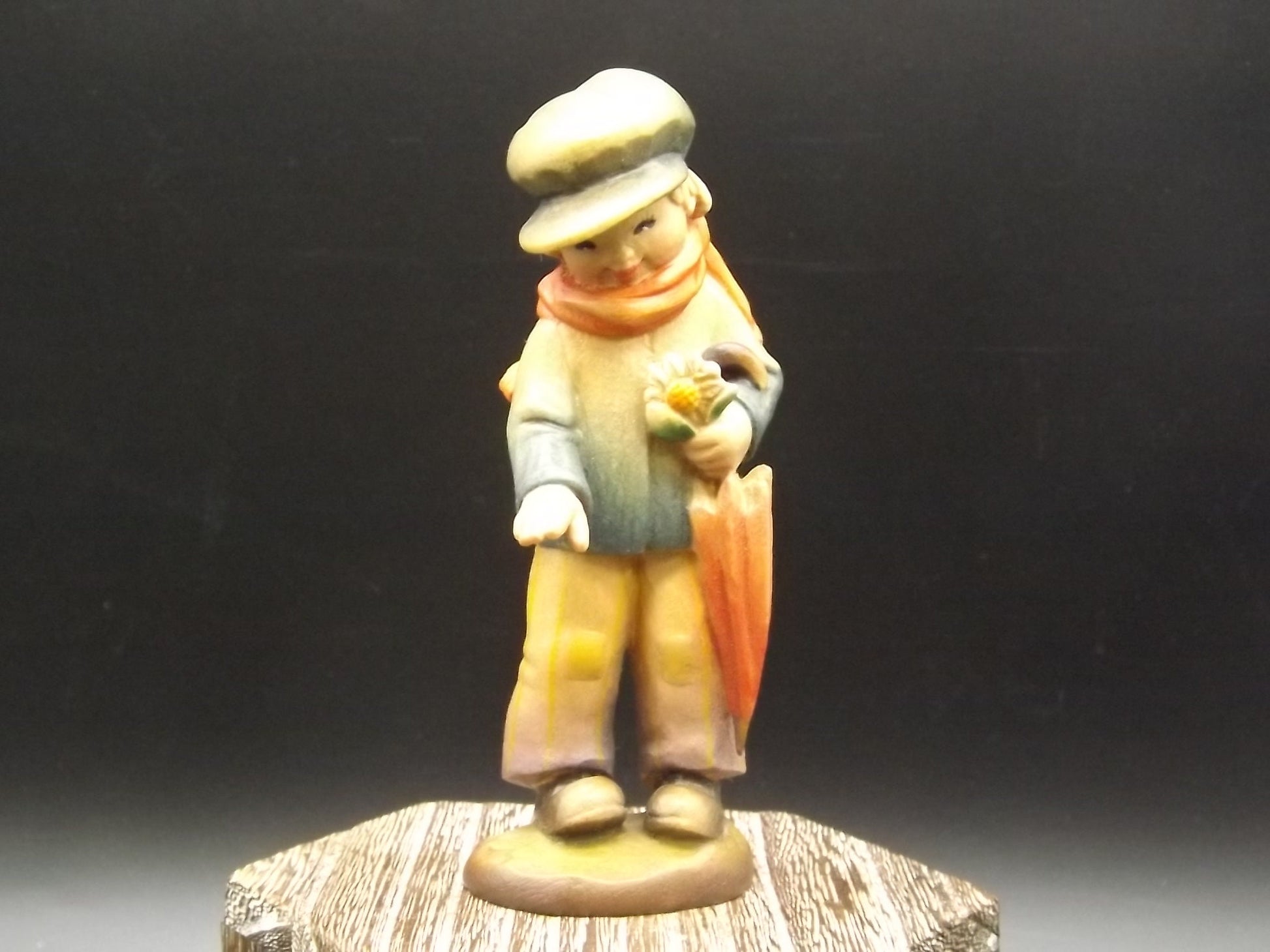 Vintage Anri Wood Figurine: "My Friend" by Juan Ferrandiz