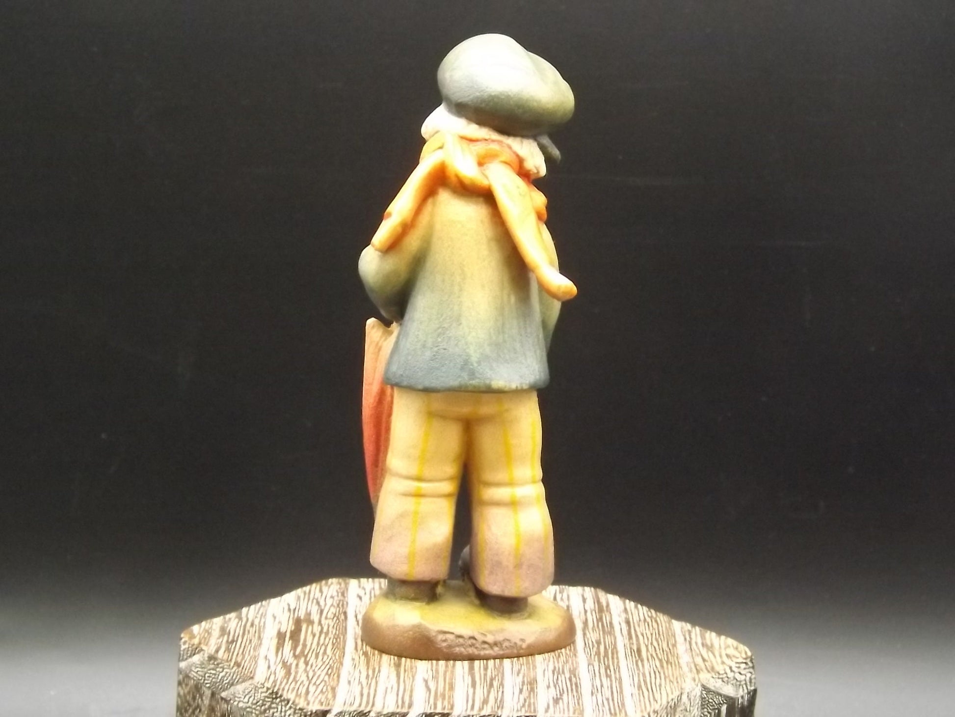 Vintage Anri Wood Figurine: "My Friend" by Juan Ferrandiz