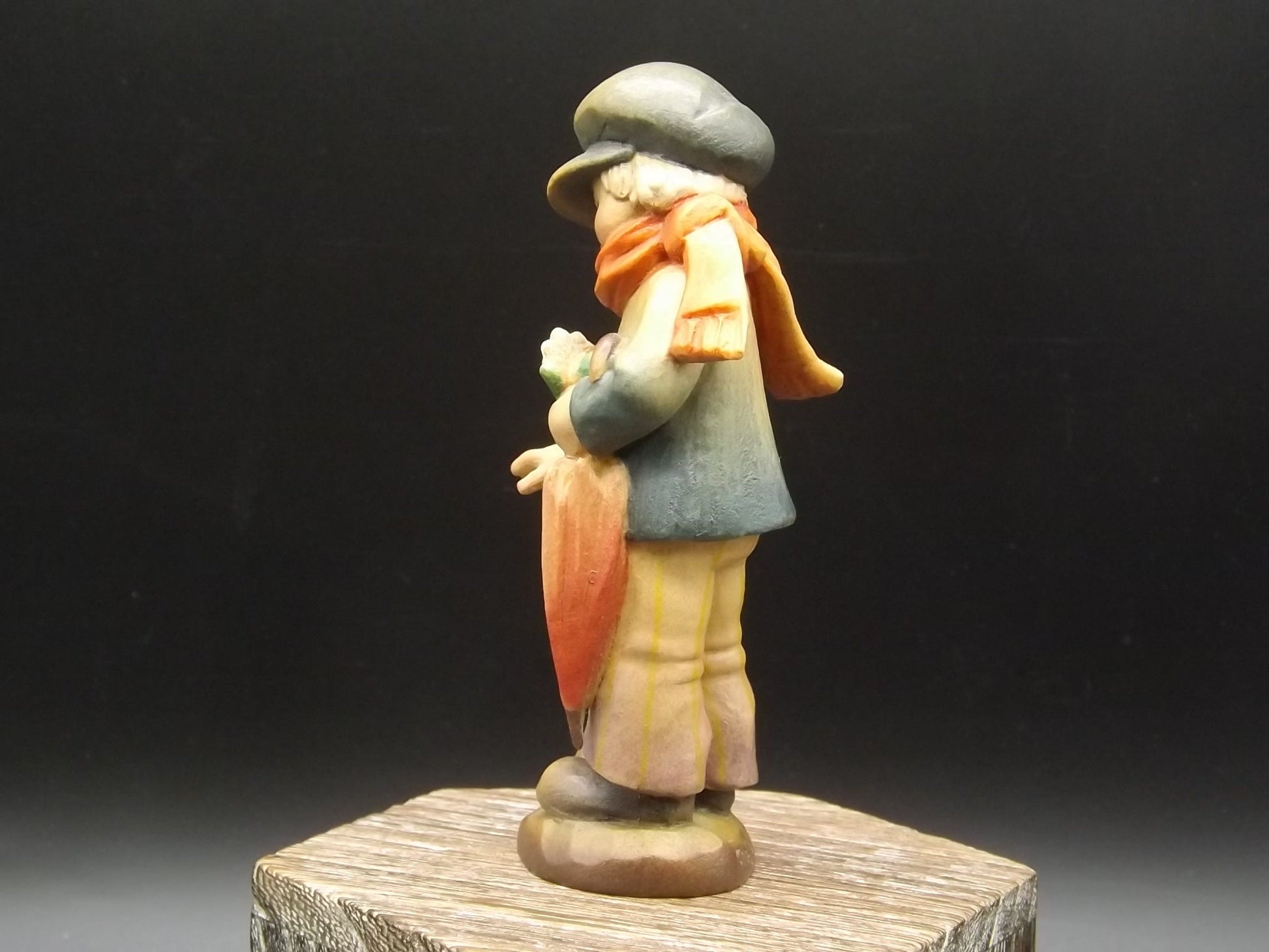Vintage Anri Wood Figurine: "My Friend" by Juan Ferrandiz