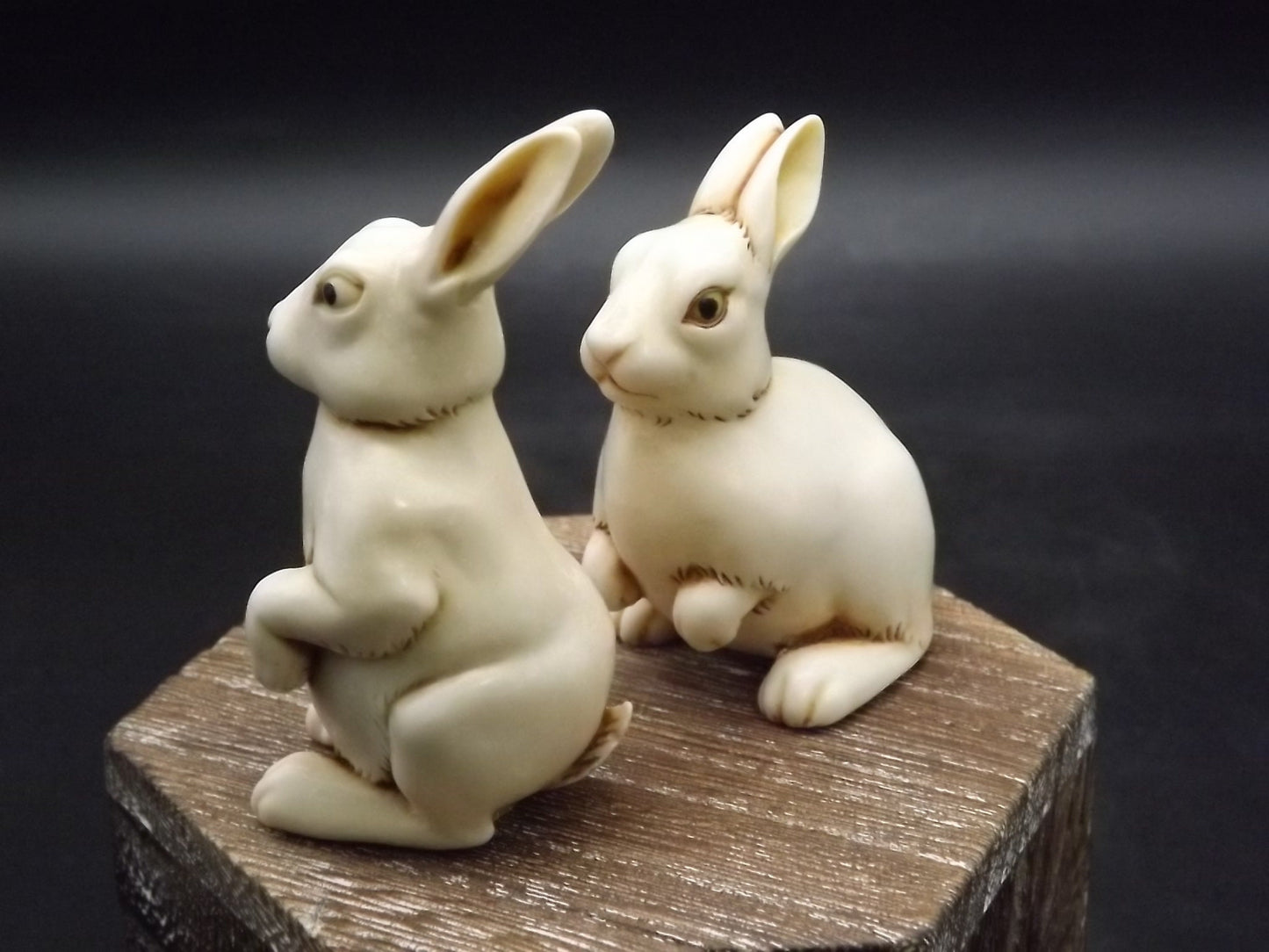 Harmony Kingdom "Antony and Cleopatra". Two by Two series Rabbits hares. Excellent shape. Limited Edition of 2622 pieces. No original box.