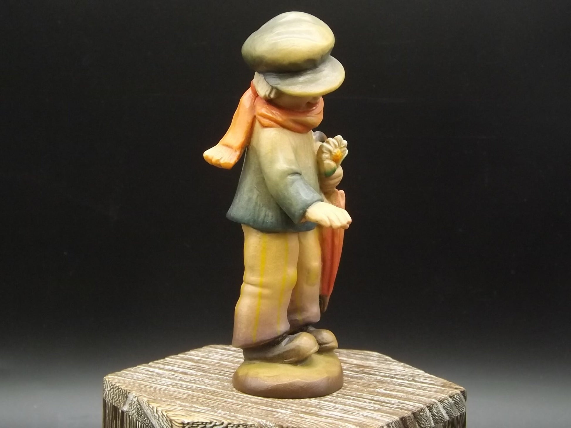 Vintage Anri Wood Figurine: "My Friend" by Juan Ferrandiz