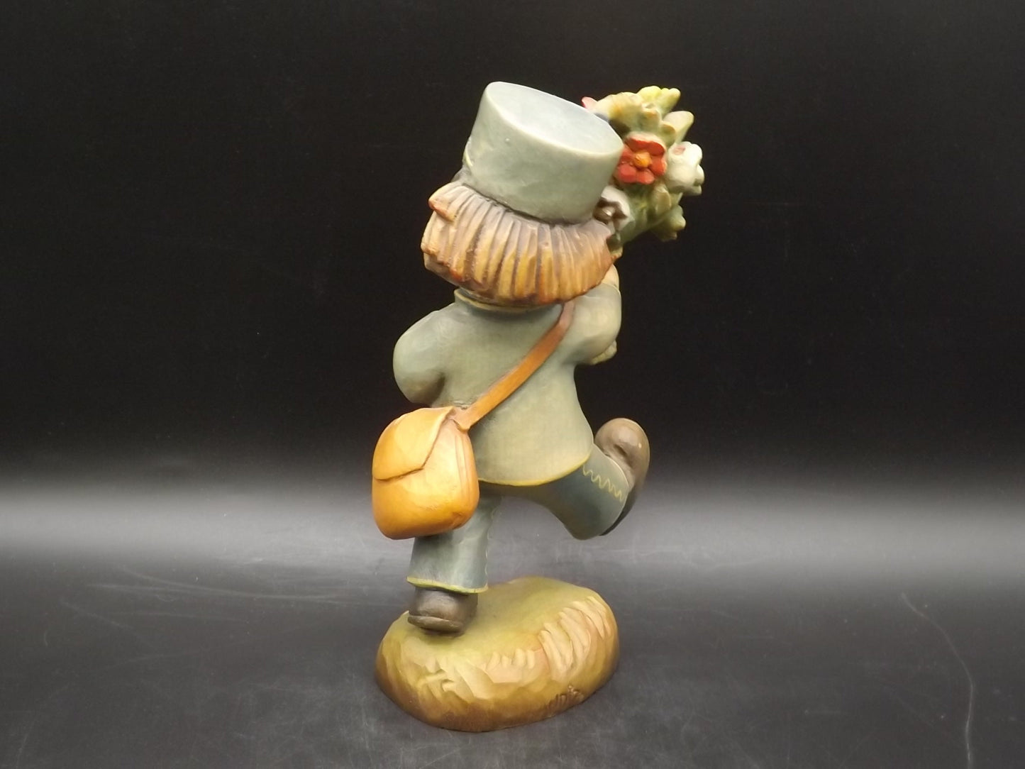 Vintage Anri Wood Figurine: "The Letter" by Juan Ferrandiz