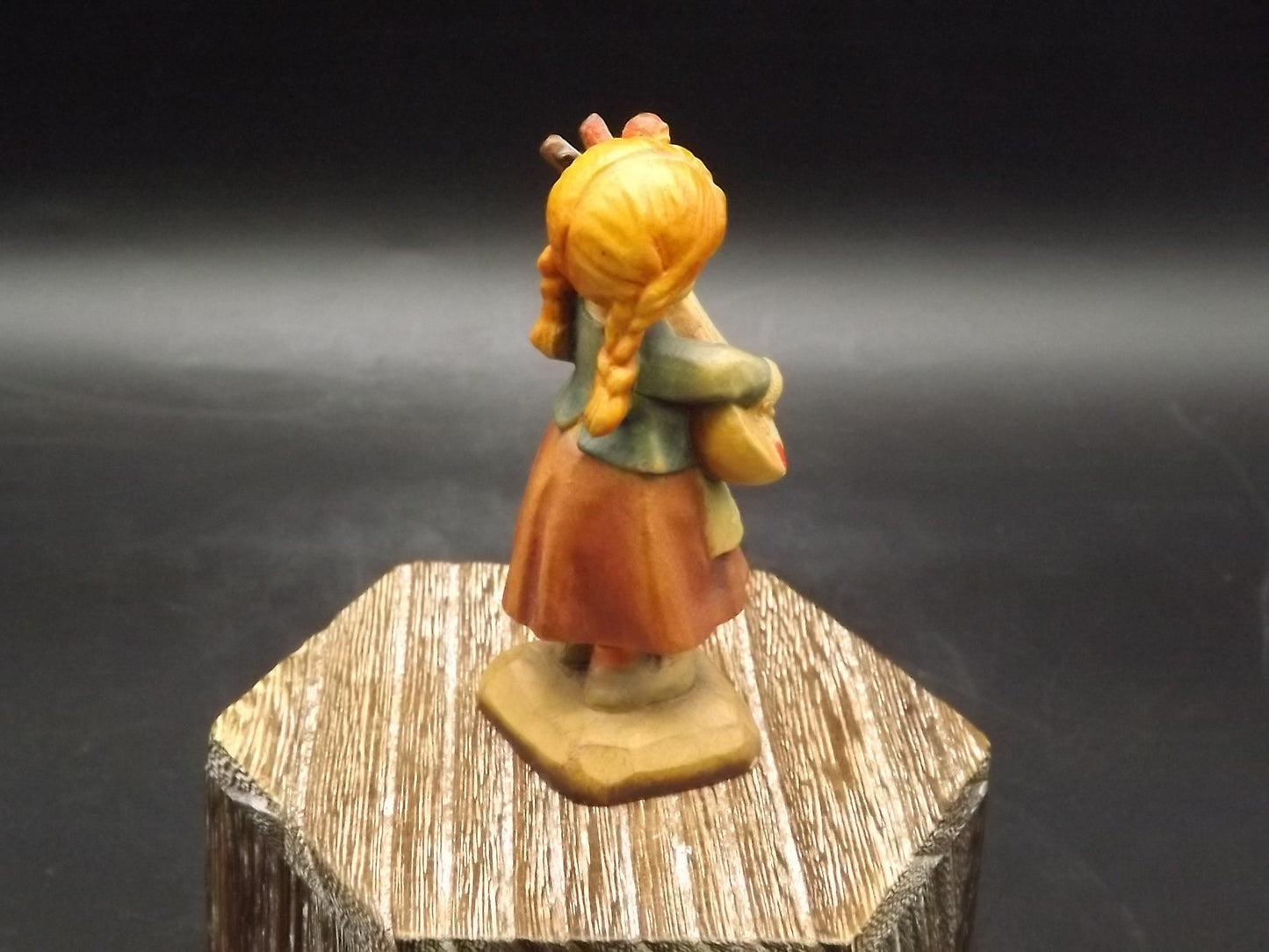 Vintage Anri Wood Figurine: Girl with Mandolin, Juan Ferrandiz Design