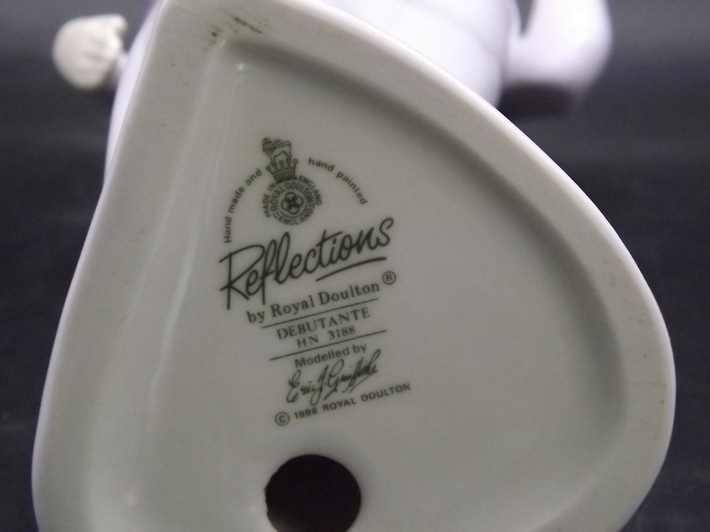 Vintage Royal Doulton Reflections Series "Debutante" figurine HN 3188. Excellent condition!