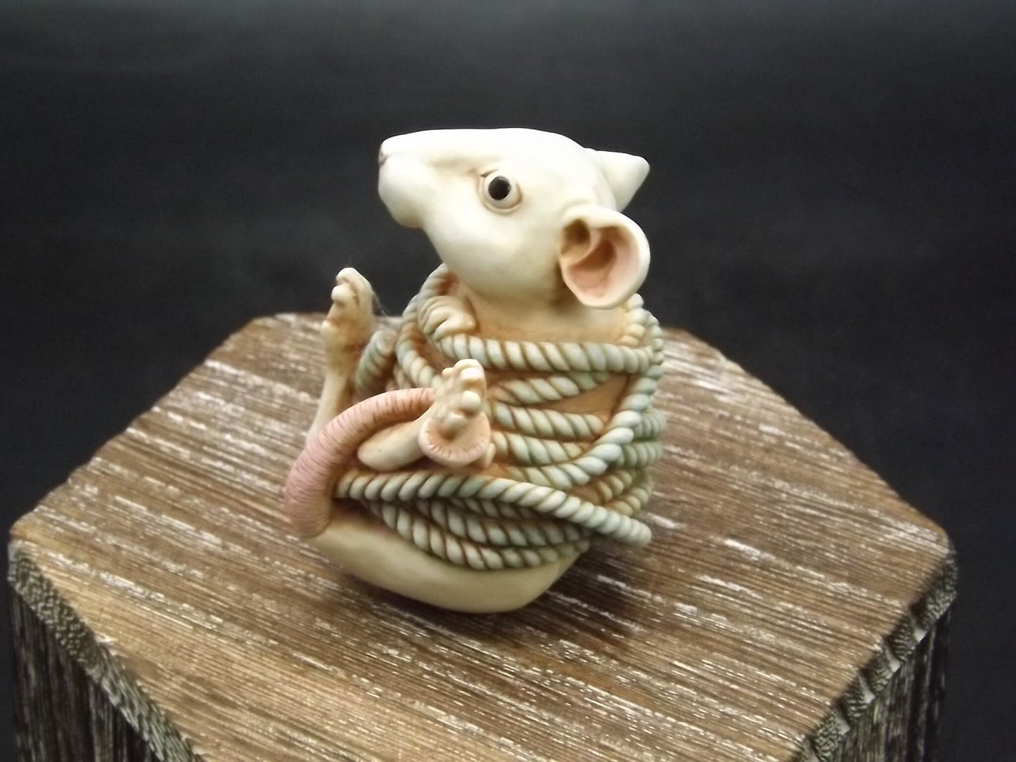 Harmony Kingdom Forever Tied Mouse Figurine - Limited Edition