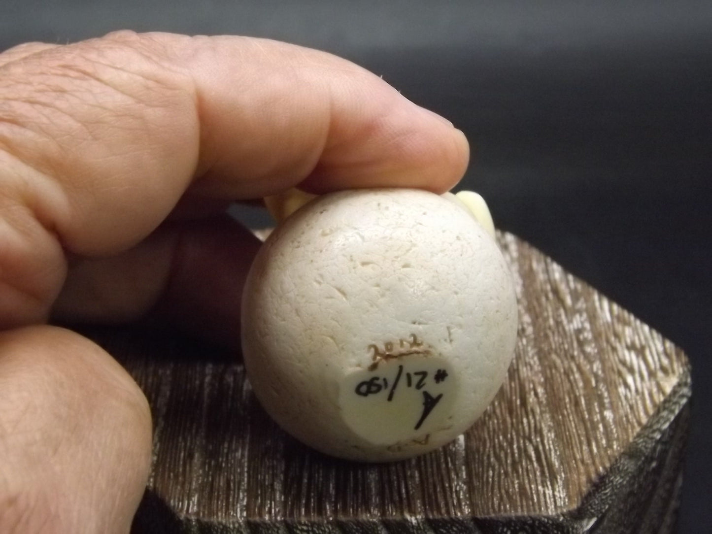 Adam Binder Netsuke series "S. Leapfrog". With original box and COA. Excellent shape limited edition #21/150.