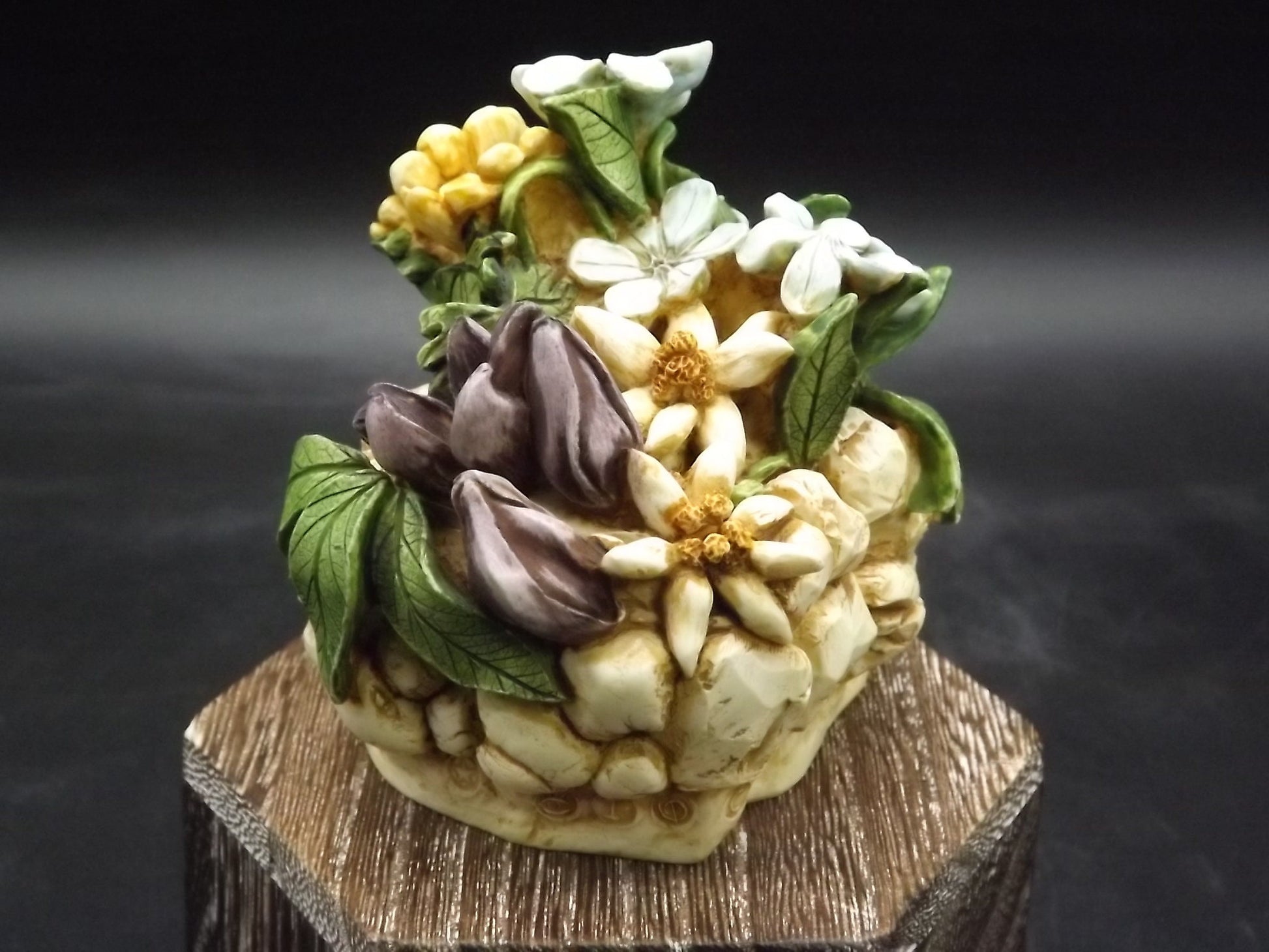 Harmony Kingdom Alpine Flower Figurine: 1st Edition, with Box