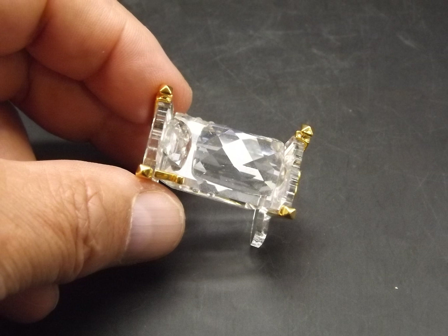 Vintage Swarovski Crystal Memories "Baby Crib Cradle" Figurine. Great Condition with original box. Very small chip as shown in photos.